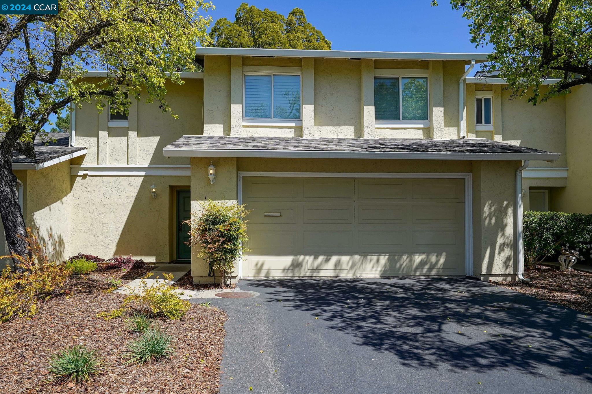 124 Fountainhead Ct.