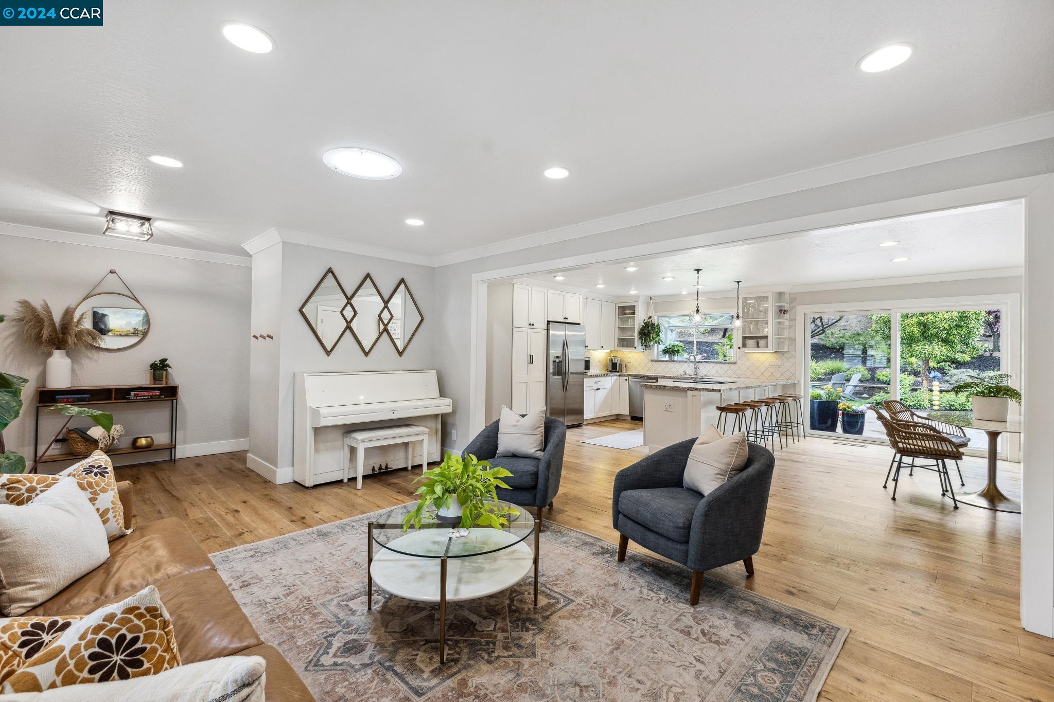 2577 Pebble Beach Loop