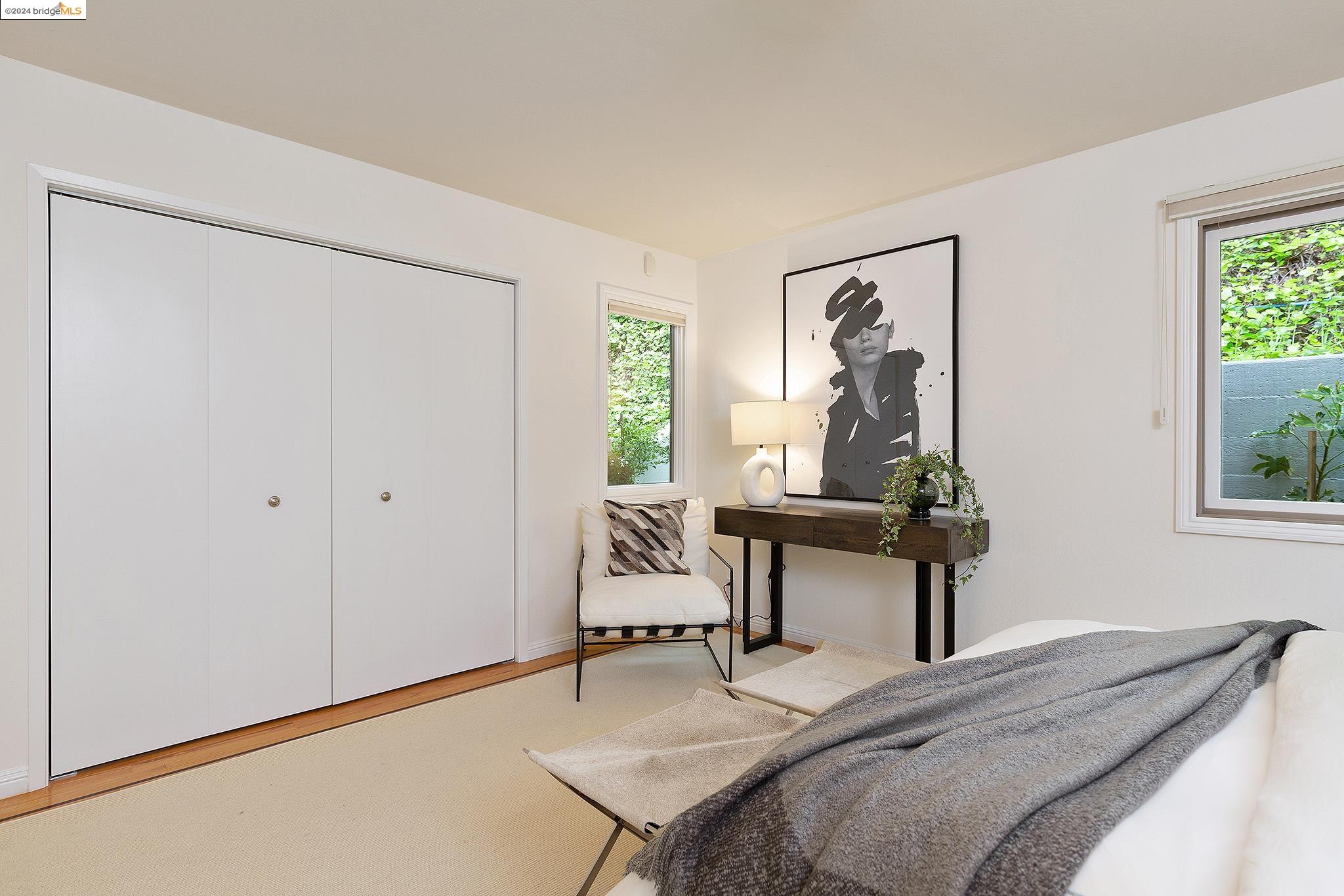 1735 Trestle Glen Rd