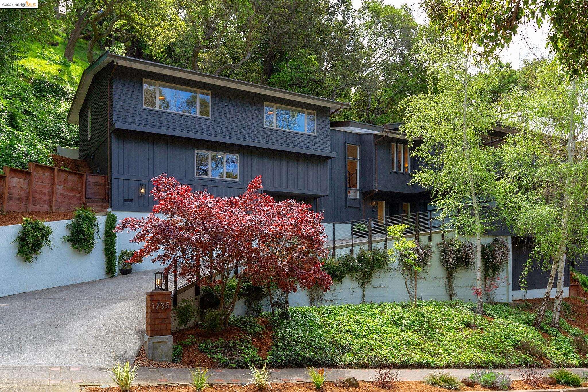 1735 Trestle Glen Rd