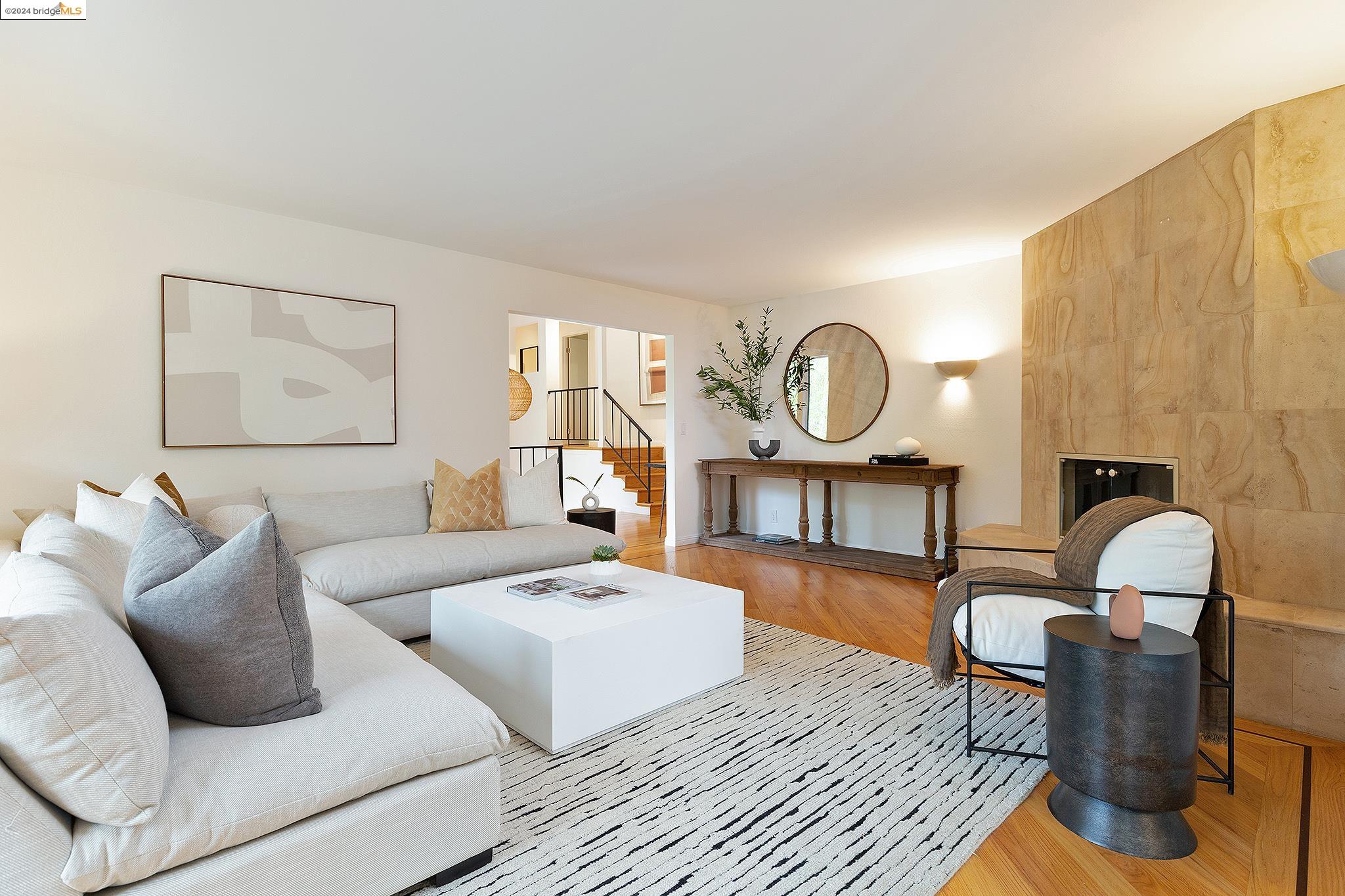 1735 Trestle Glen Rd