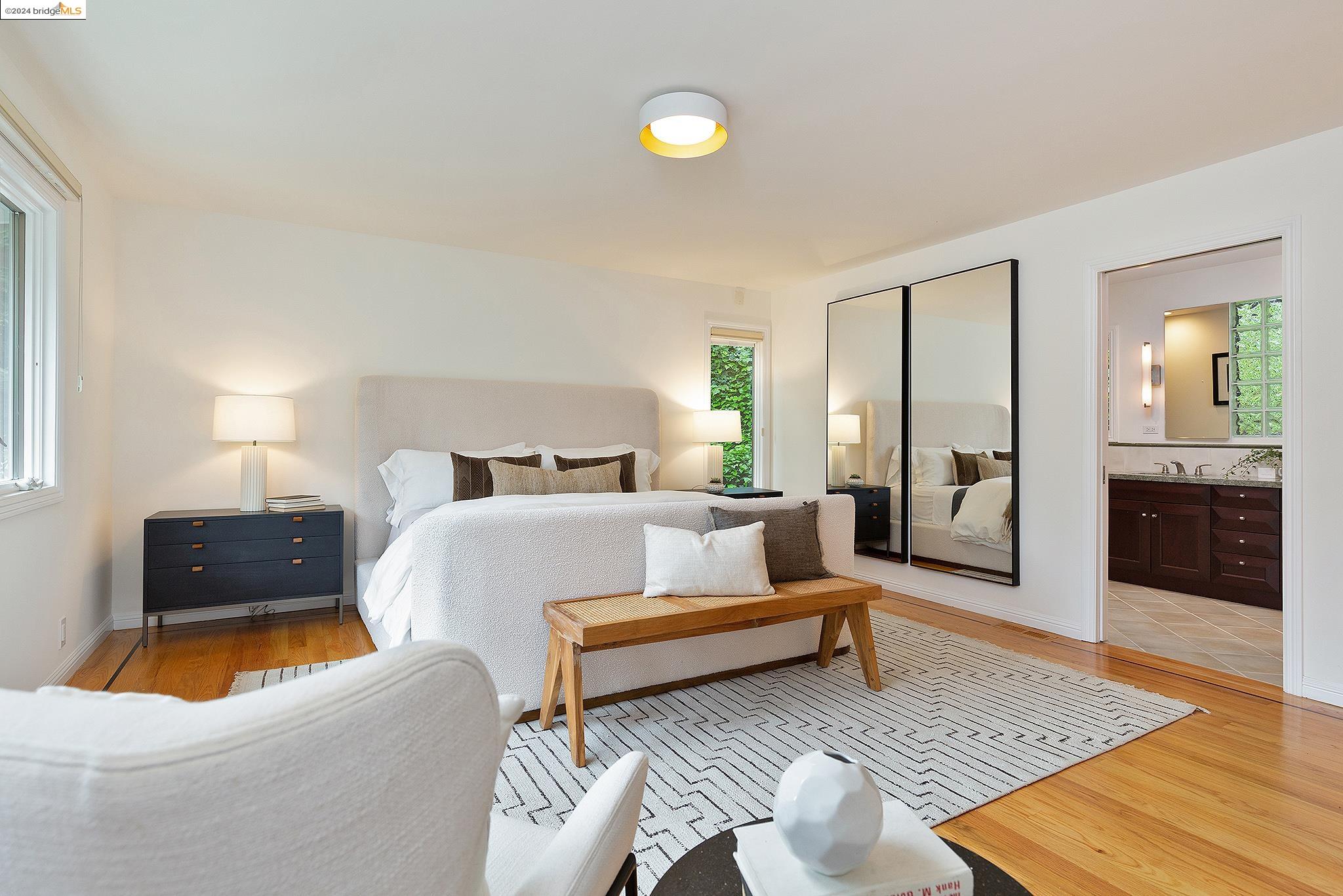 1735 Trestle Glen Rd