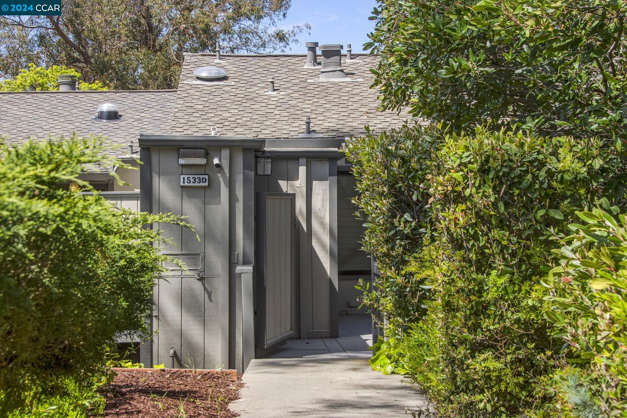 1533 Ashwood Drive # D