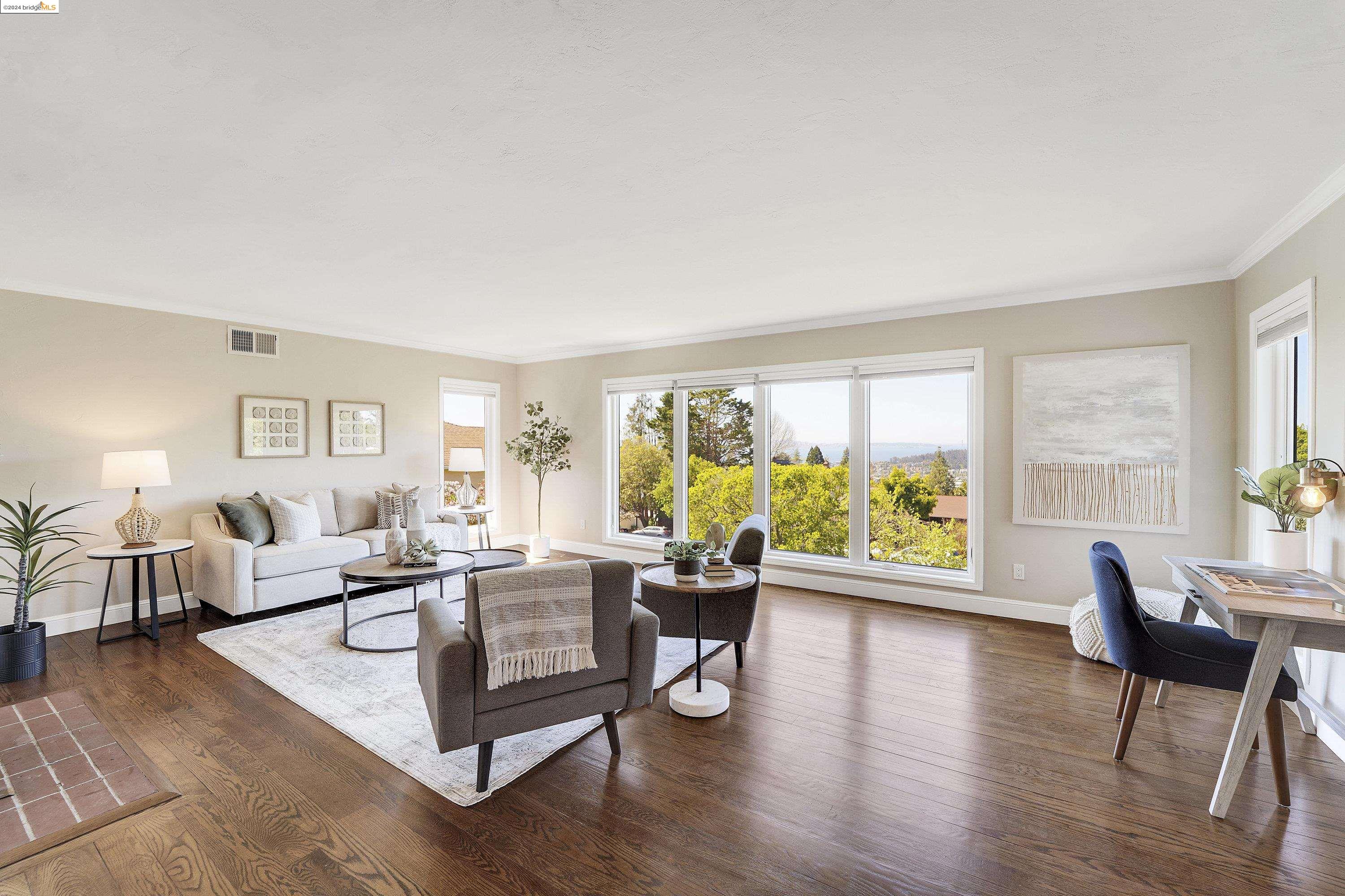 205 Arlington Ave.