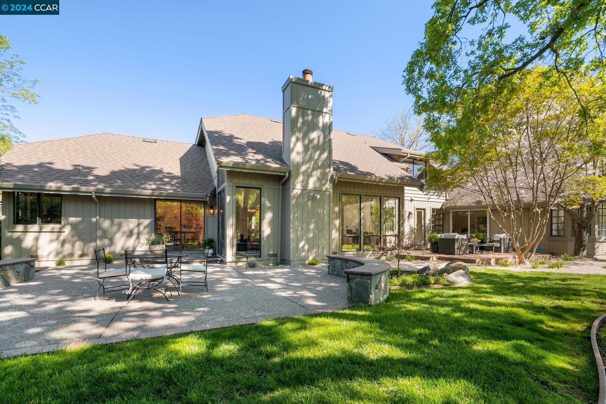 762 Fair Oaks Drive