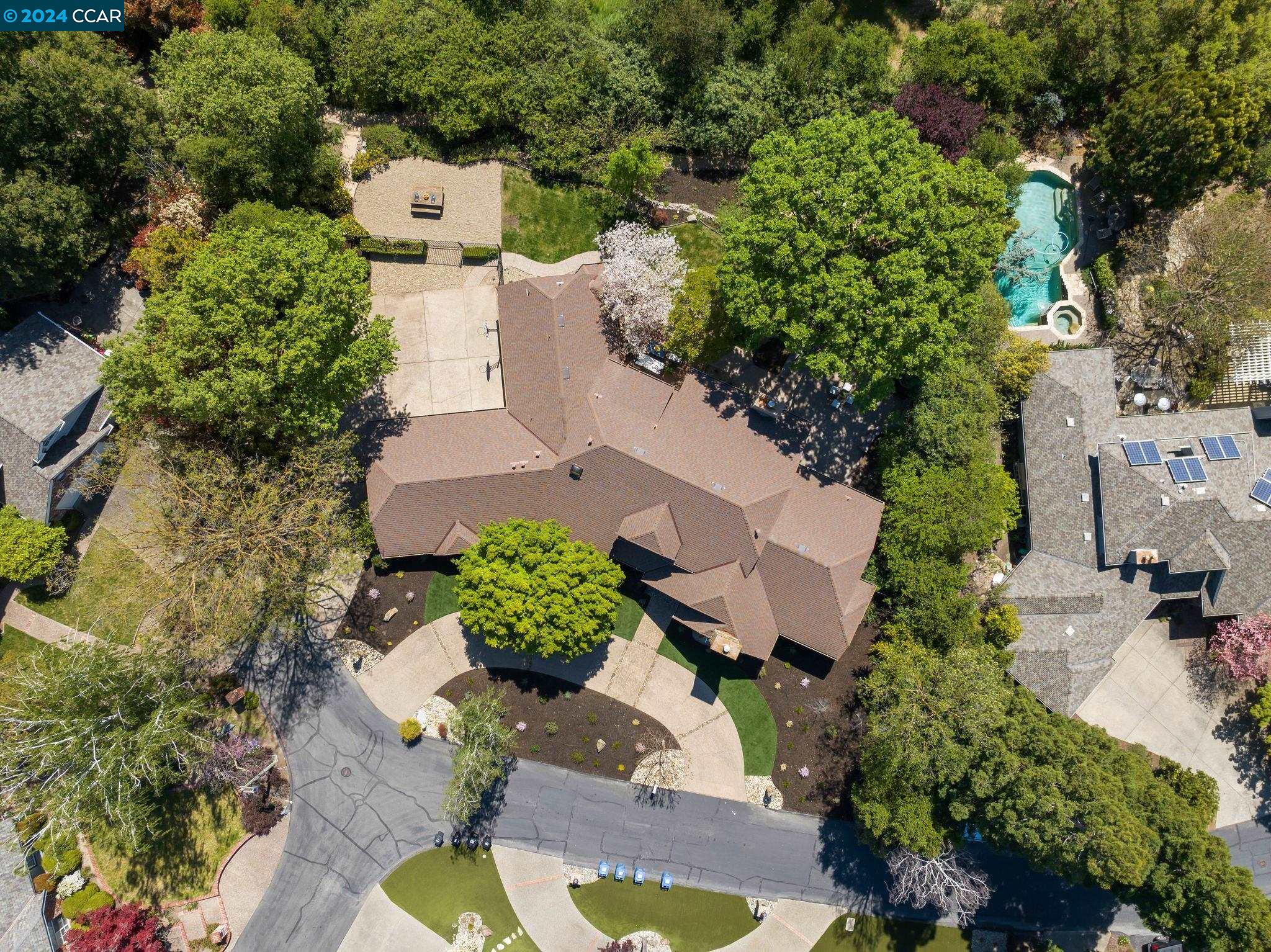 762 Fair Oaks Drive
