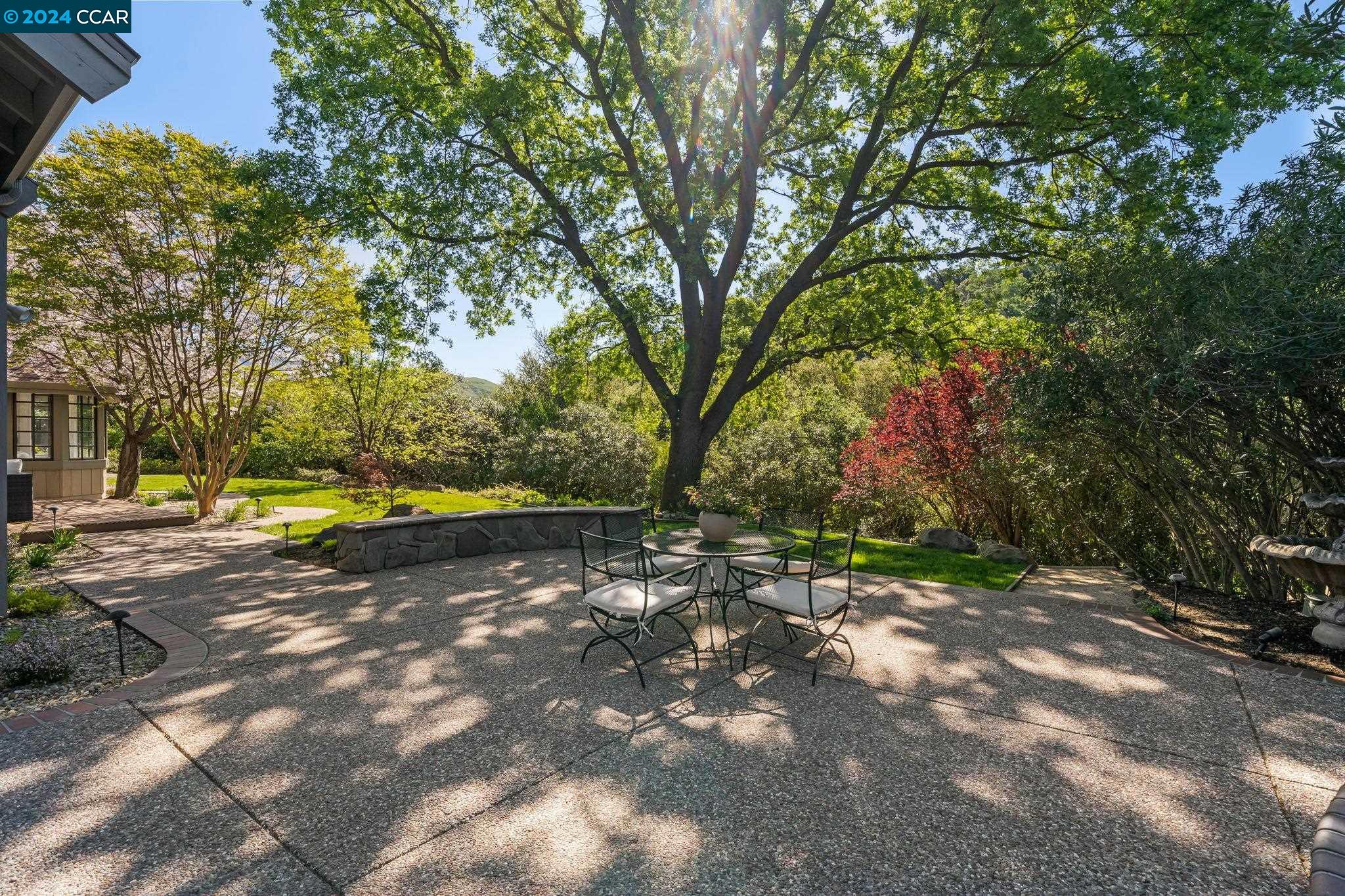 762 Fair Oaks Drive
