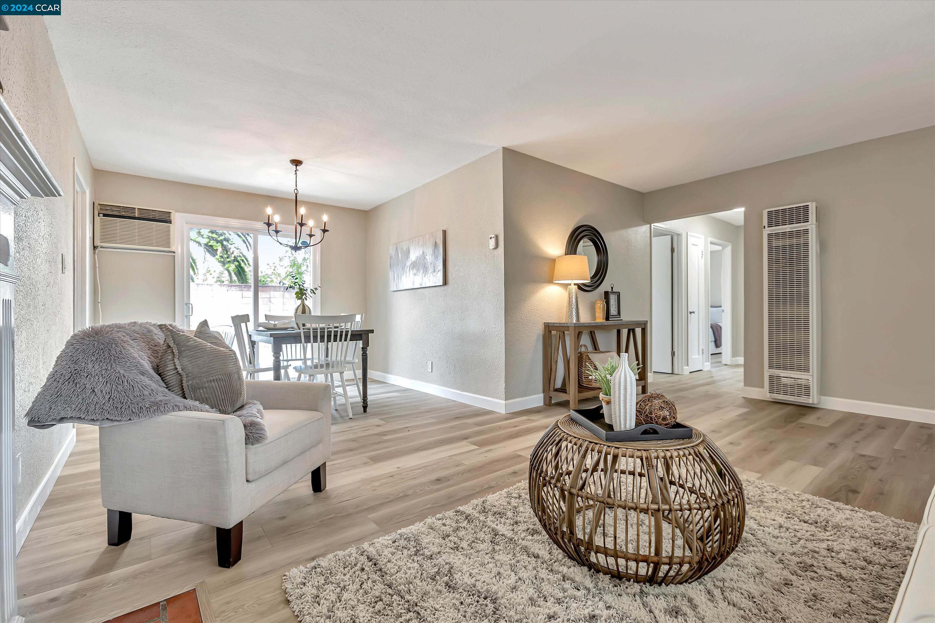 2468 Geraldine Dr