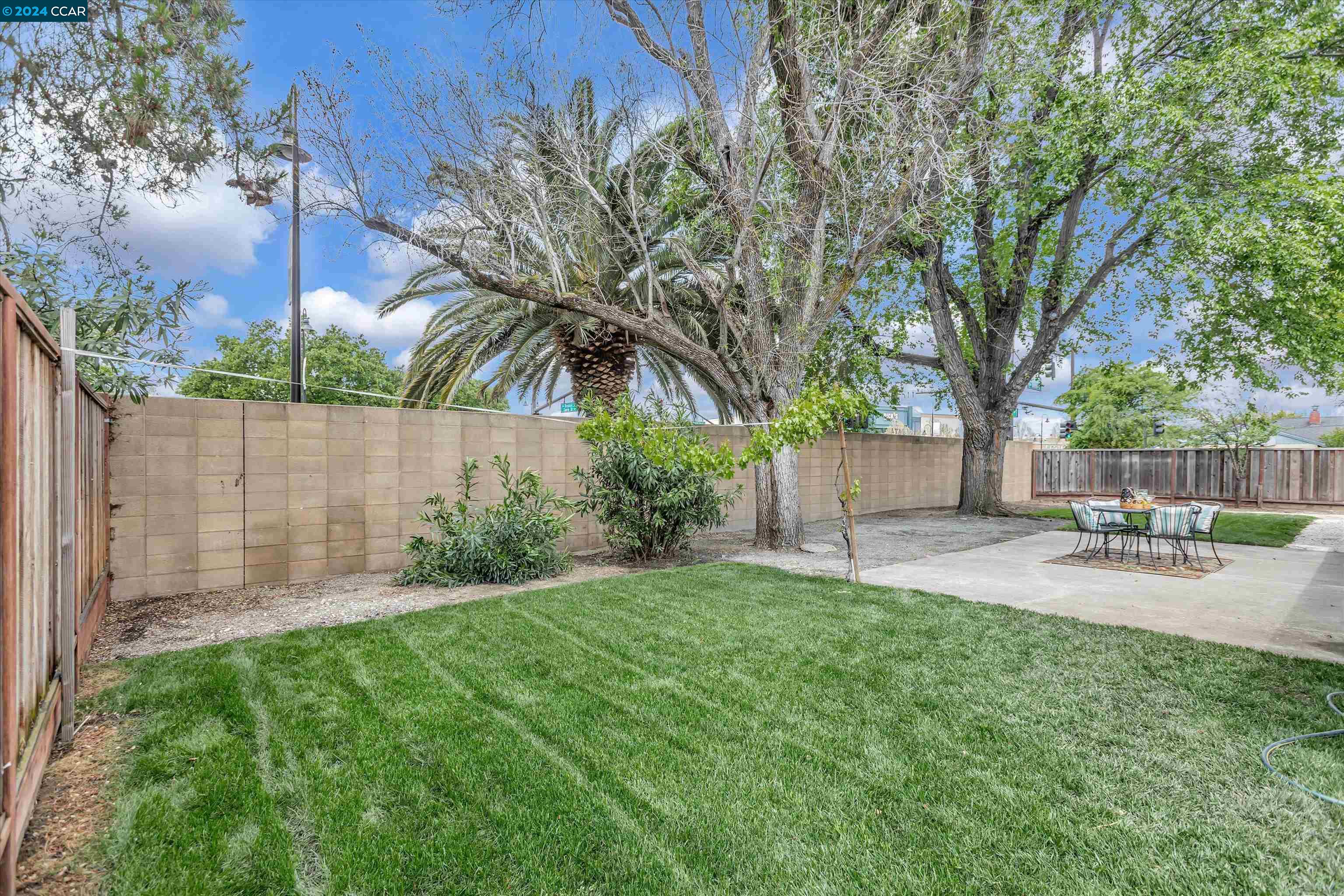 2468 Geraldine Dr