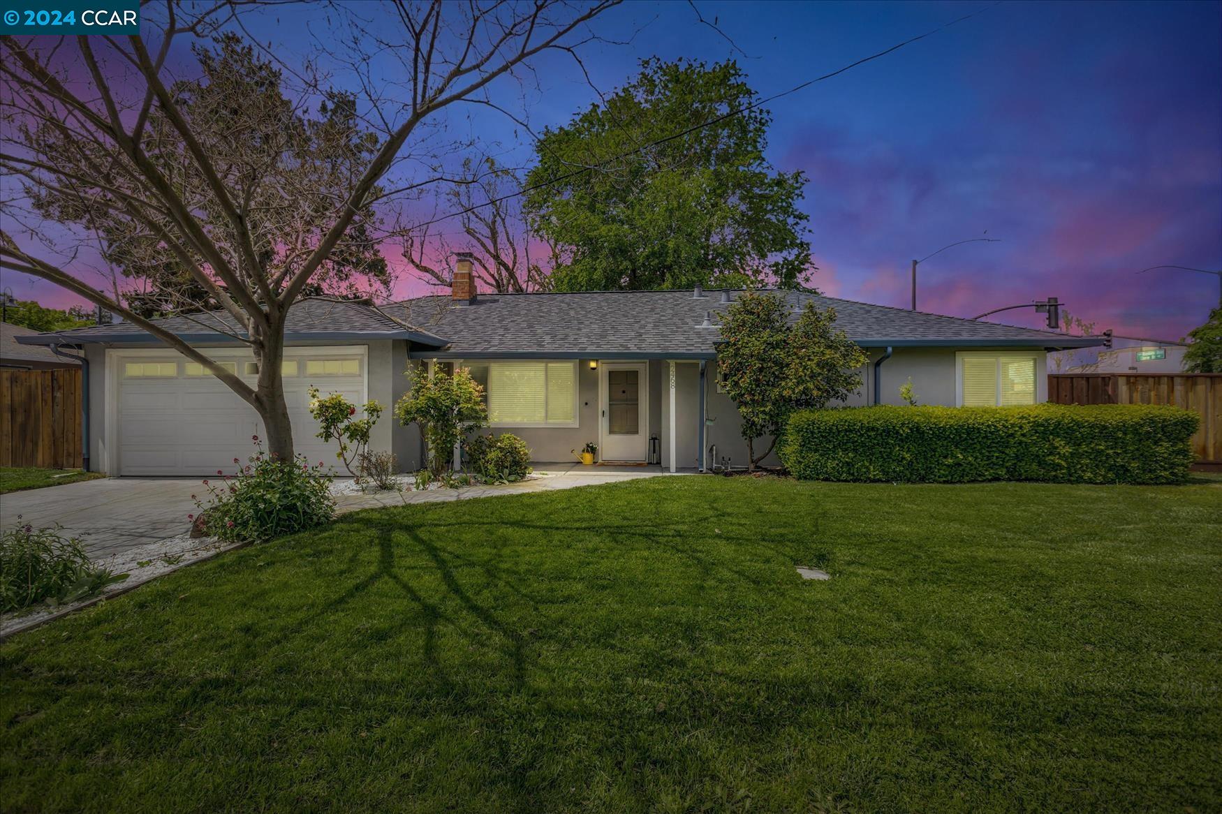 2468 Geraldine Dr