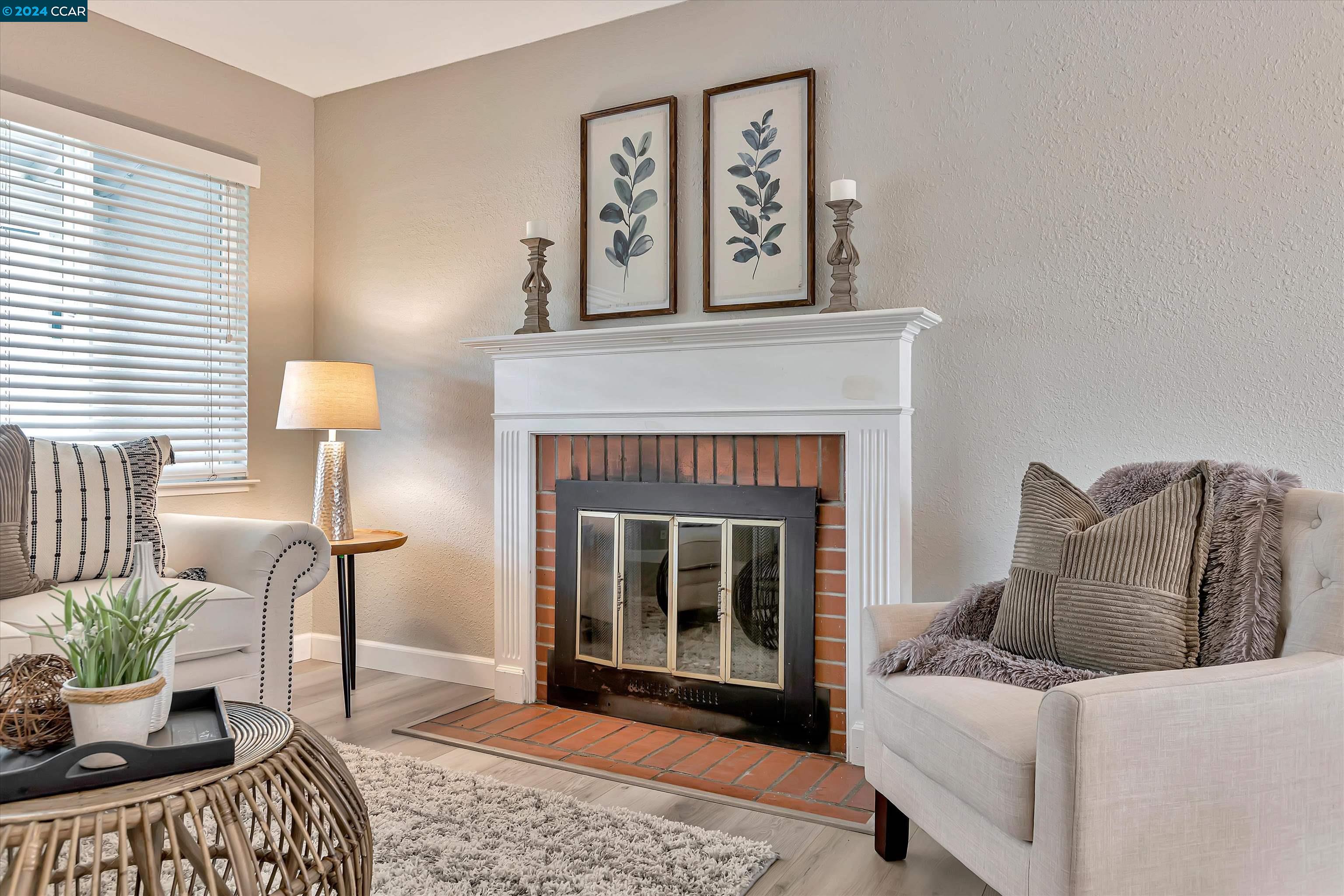 2468 Geraldine Dr