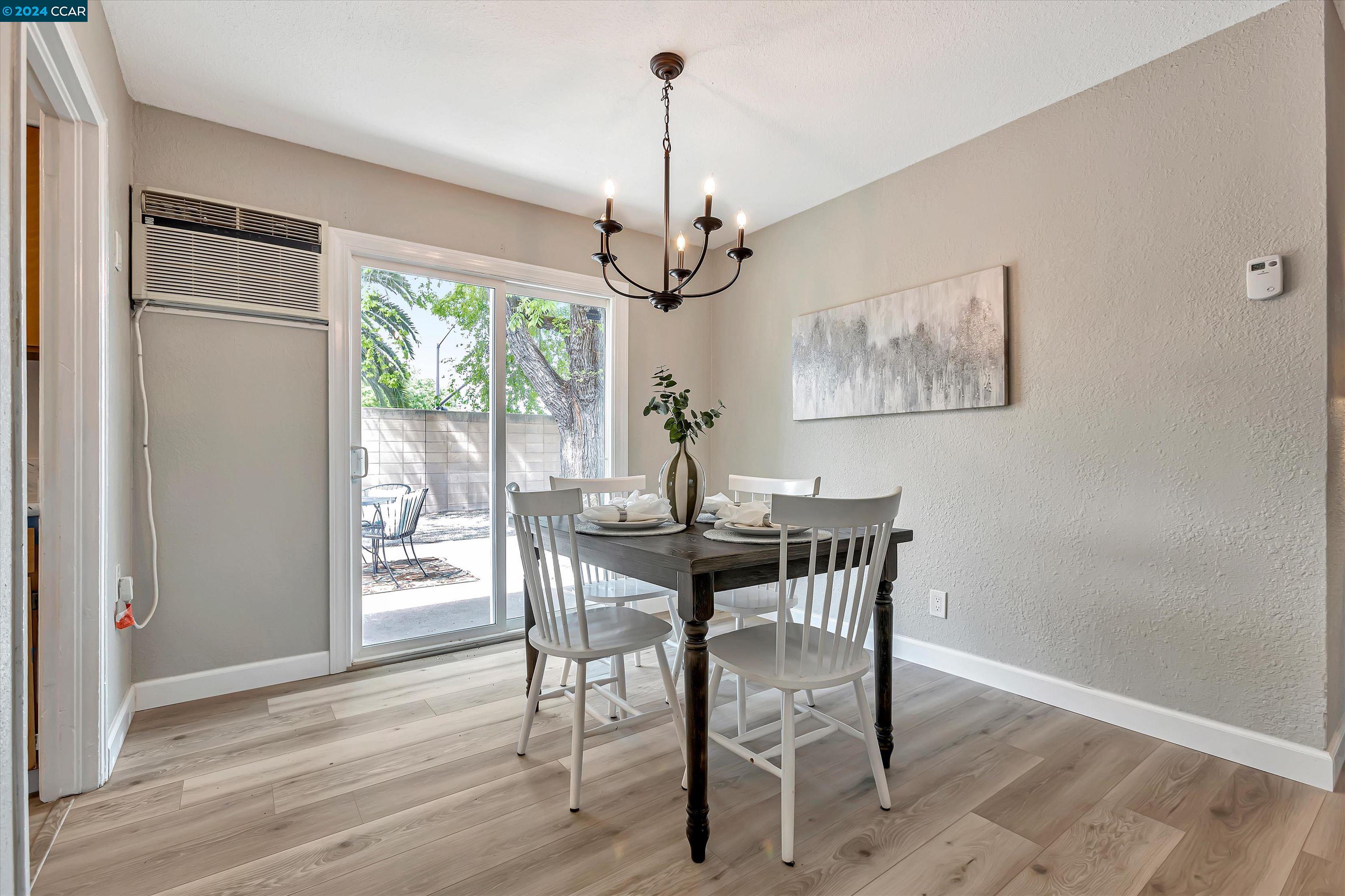 2468 Geraldine Dr
