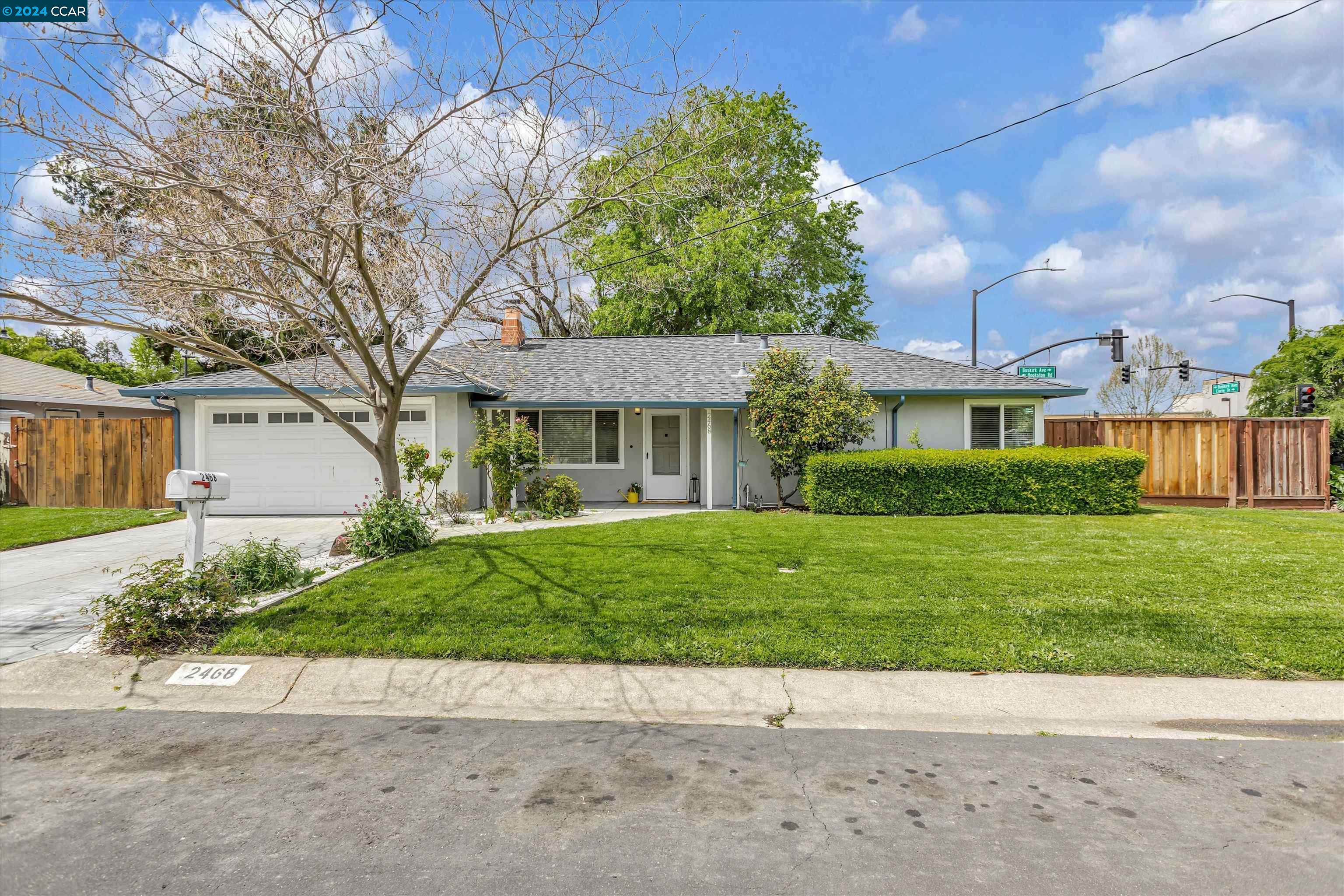 2468 Geraldine Dr