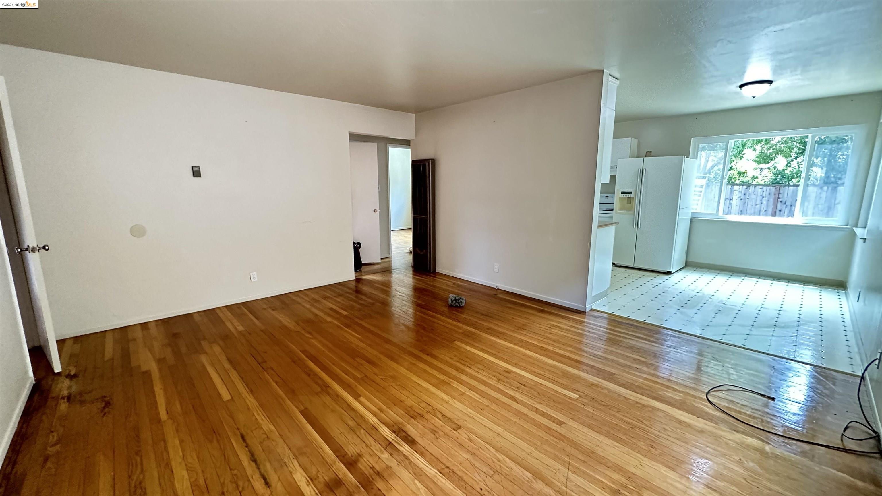 53 E Richmond Avenue