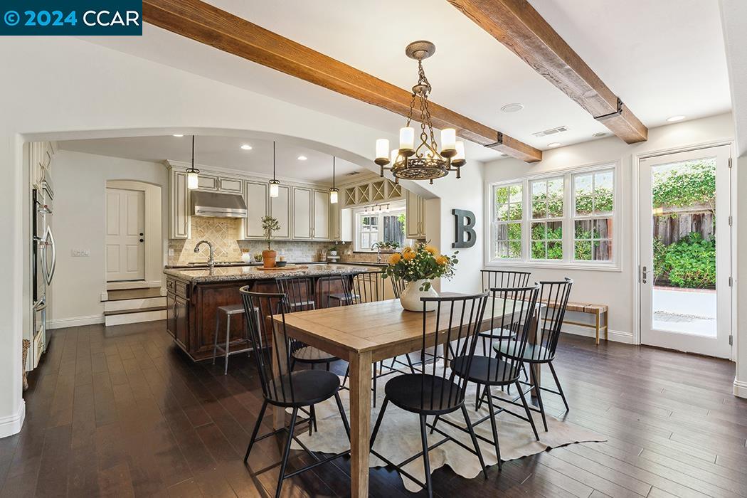 2 Hacienda Cir