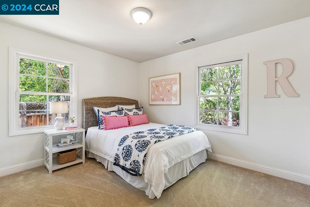 2 Hacienda Cir