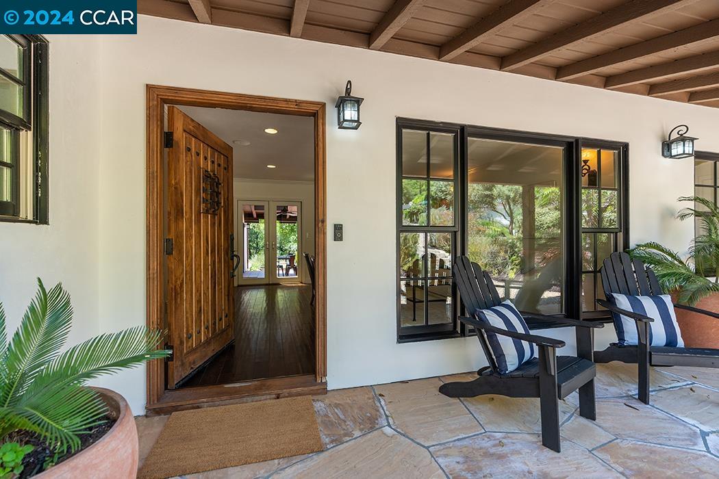 2 Hacienda Cir