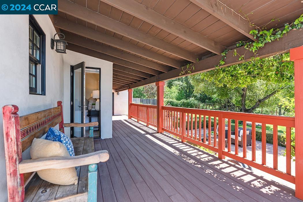2 Hacienda Cir
