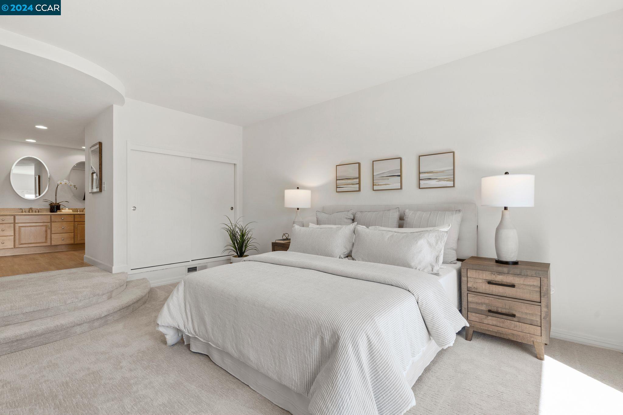 251 Calle La Montana