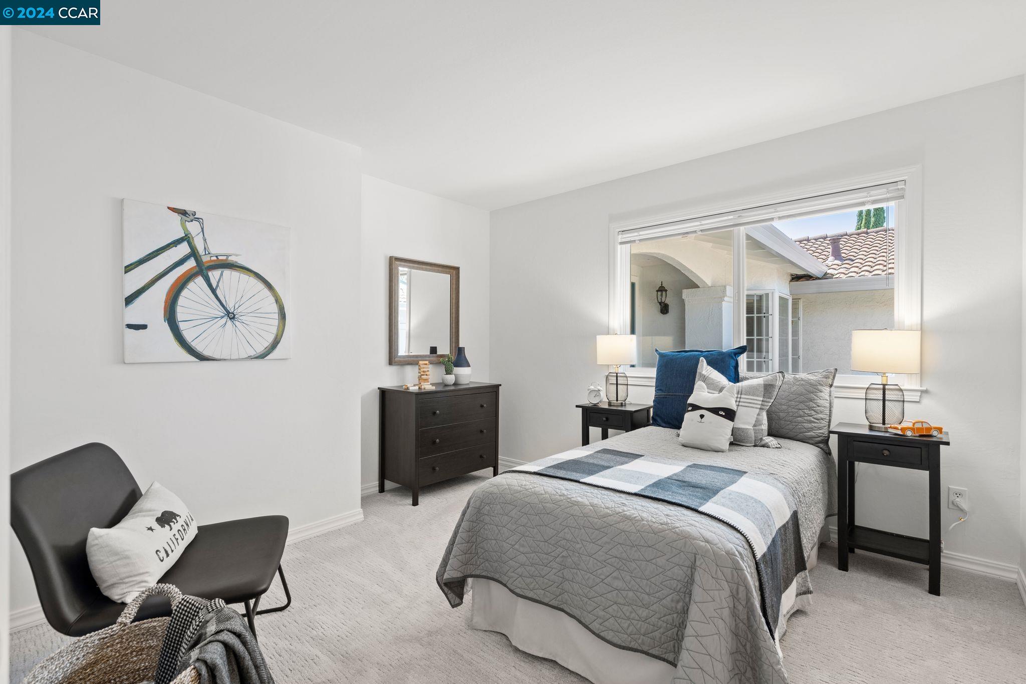 251 Calle La Montana