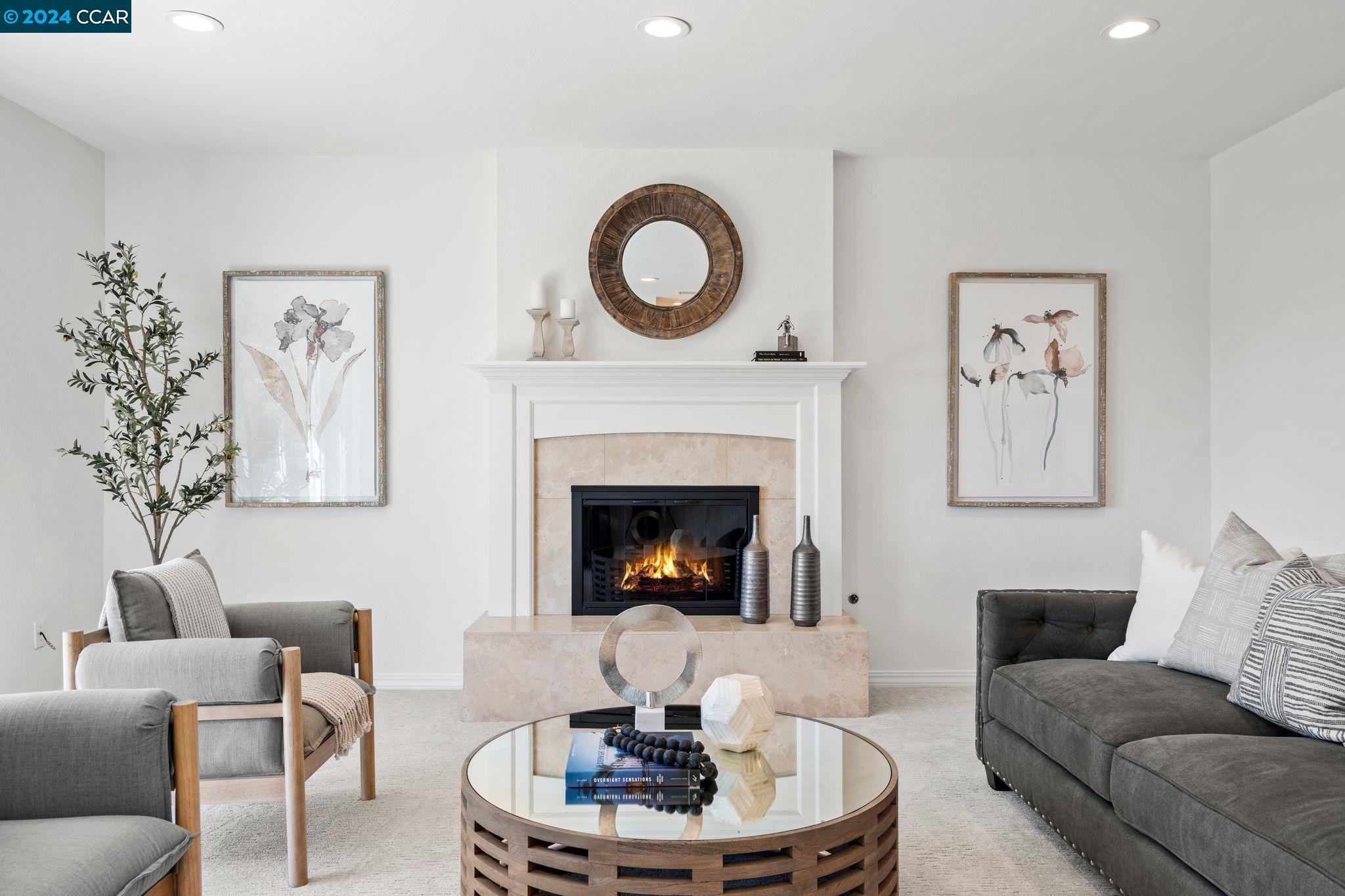 251 Calle La Montana