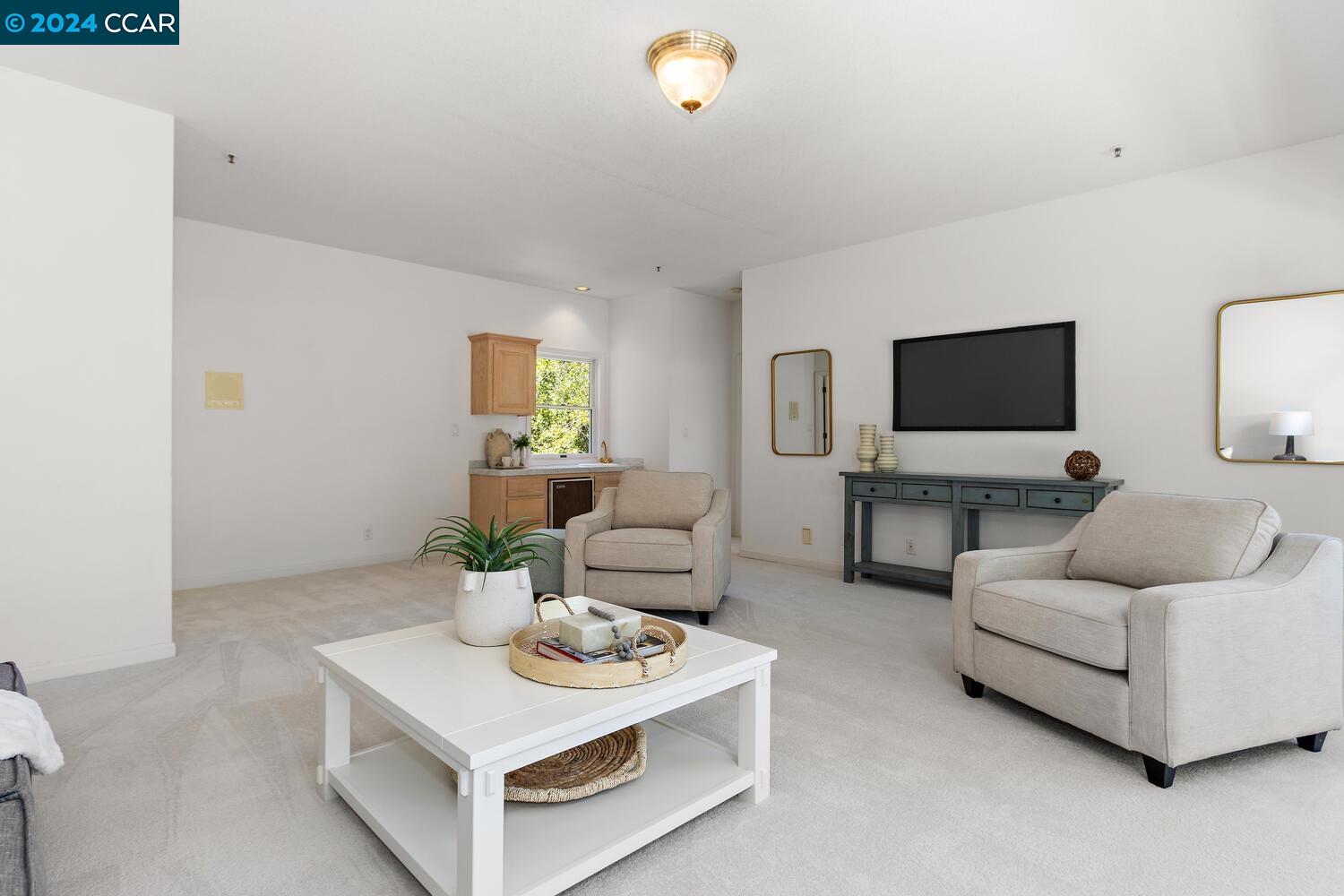 27 Merrill Circle S