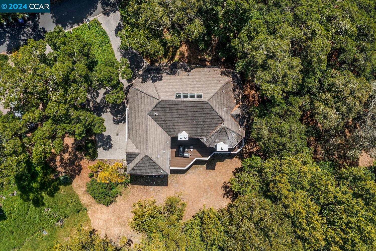 27 Merrill Circle S