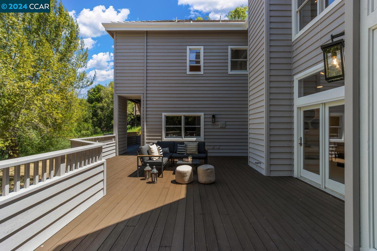 27 Merrill Circle S