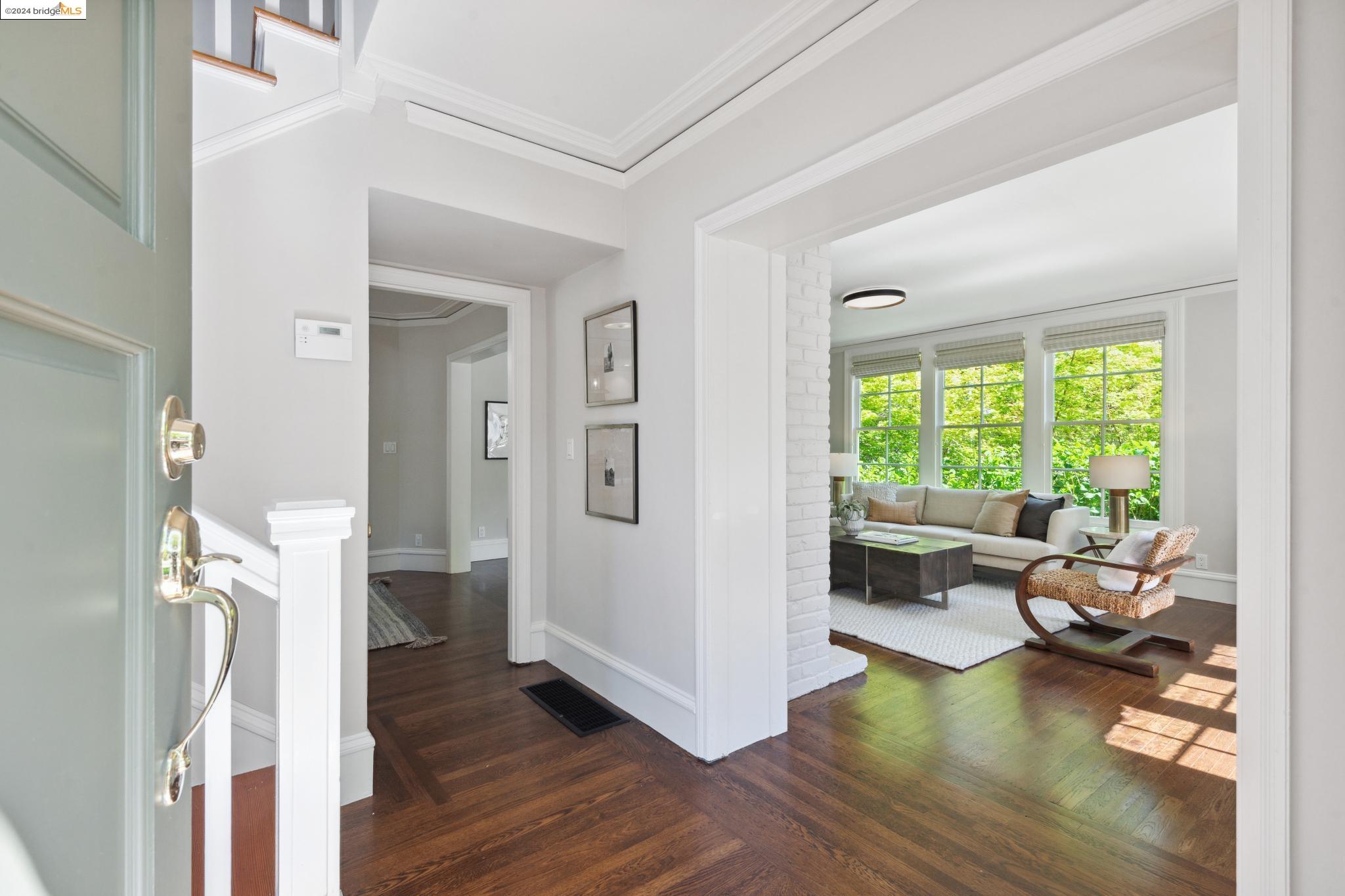 1450 Trestle Glen Rd