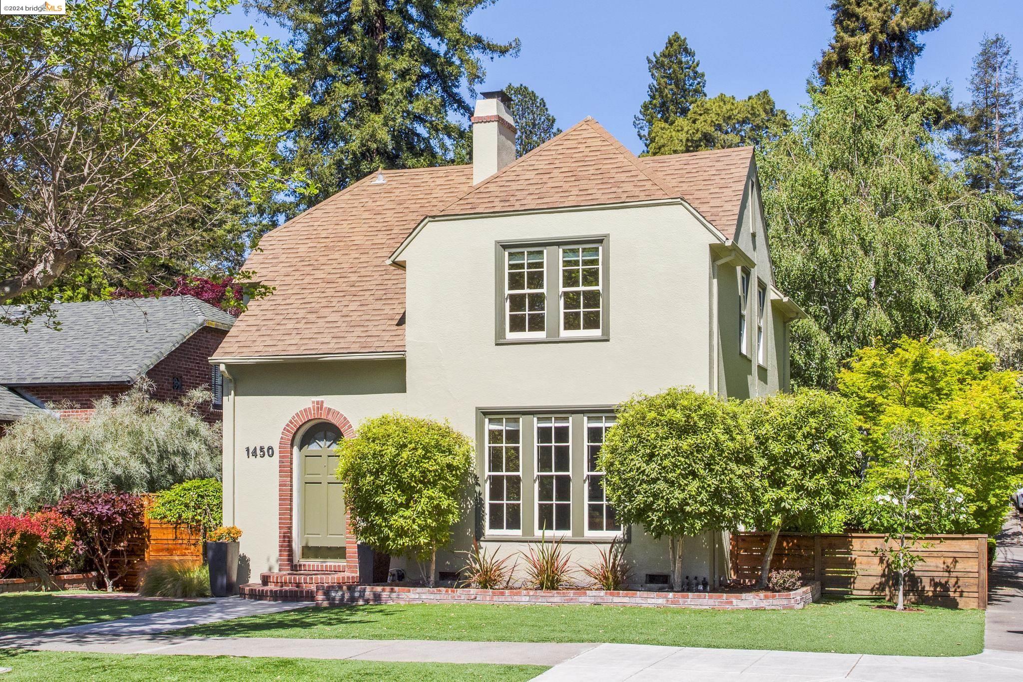 1450 Trestle Glen Rd