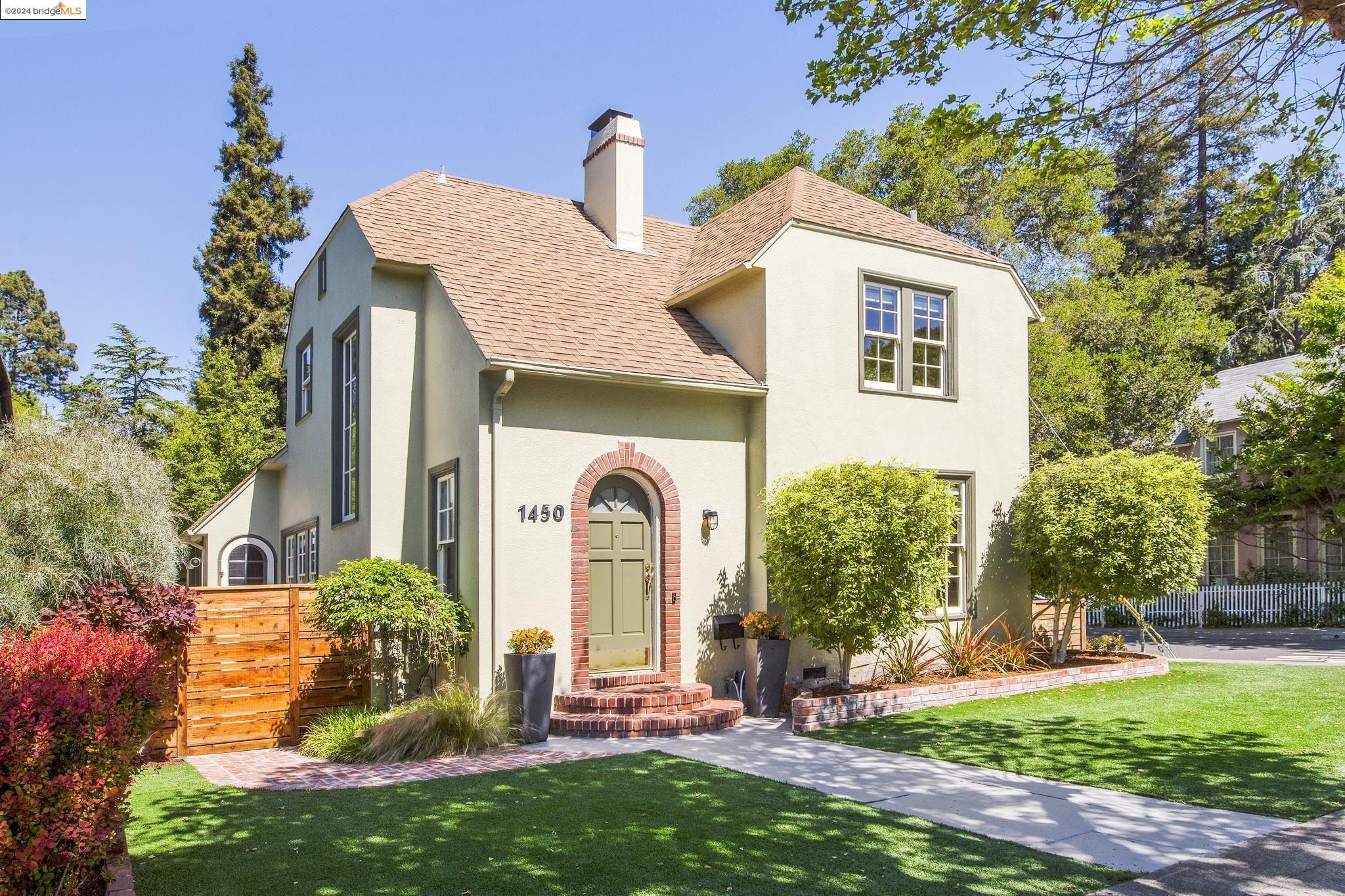 1450 Trestle Glen Rd