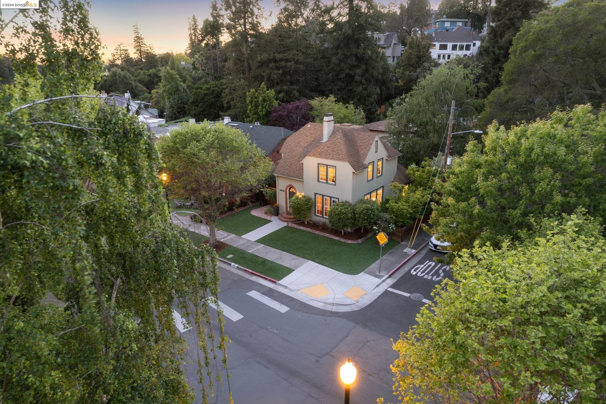 1450 Trestle Glen Rd