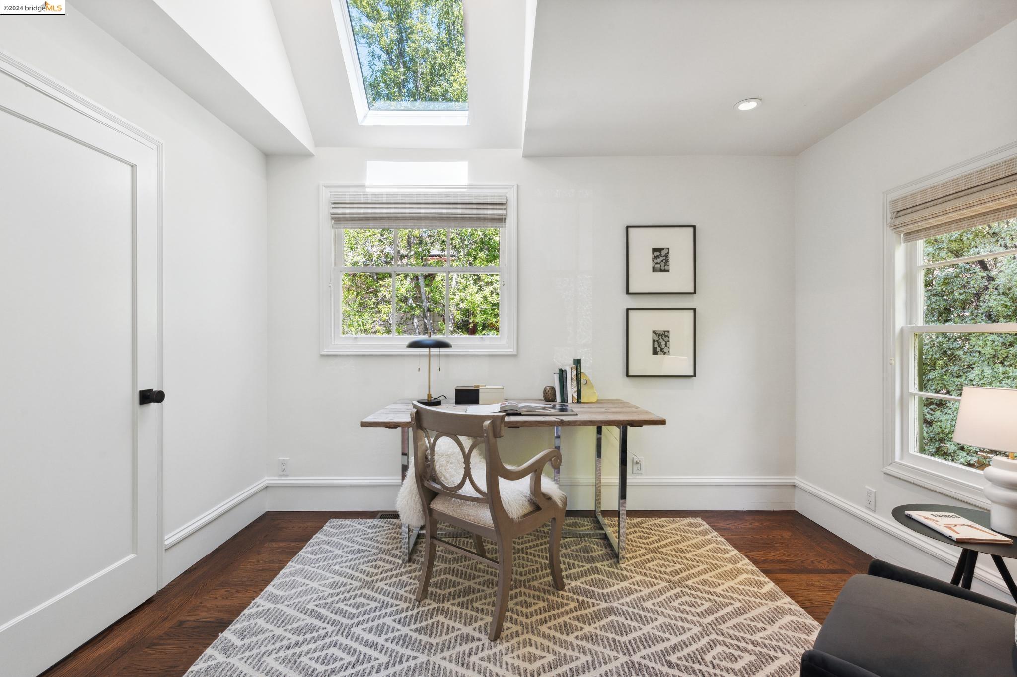 1450 Trestle Glen Rd