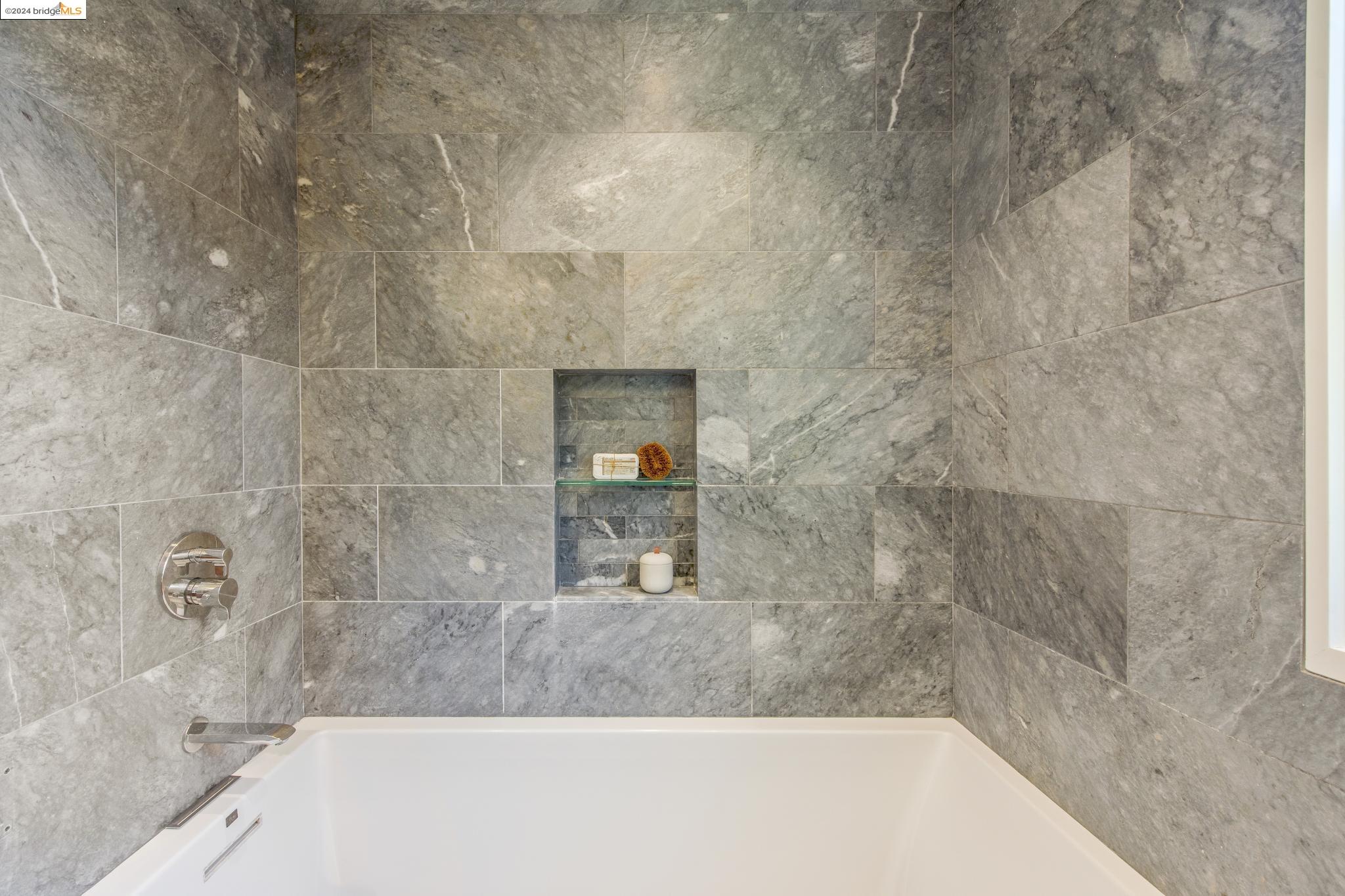 1450 Trestle Glen Rd