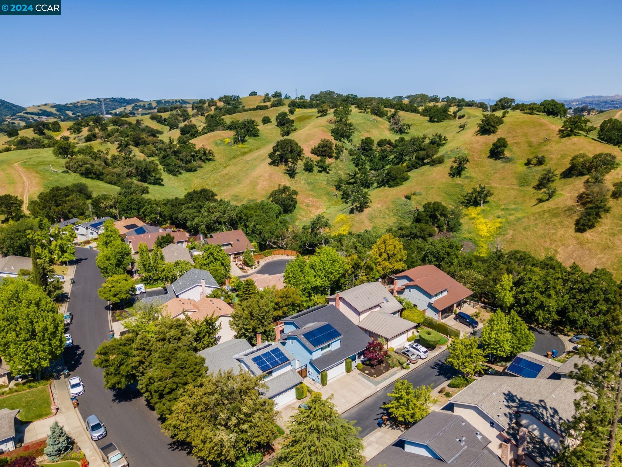 6352 Greenridge Court