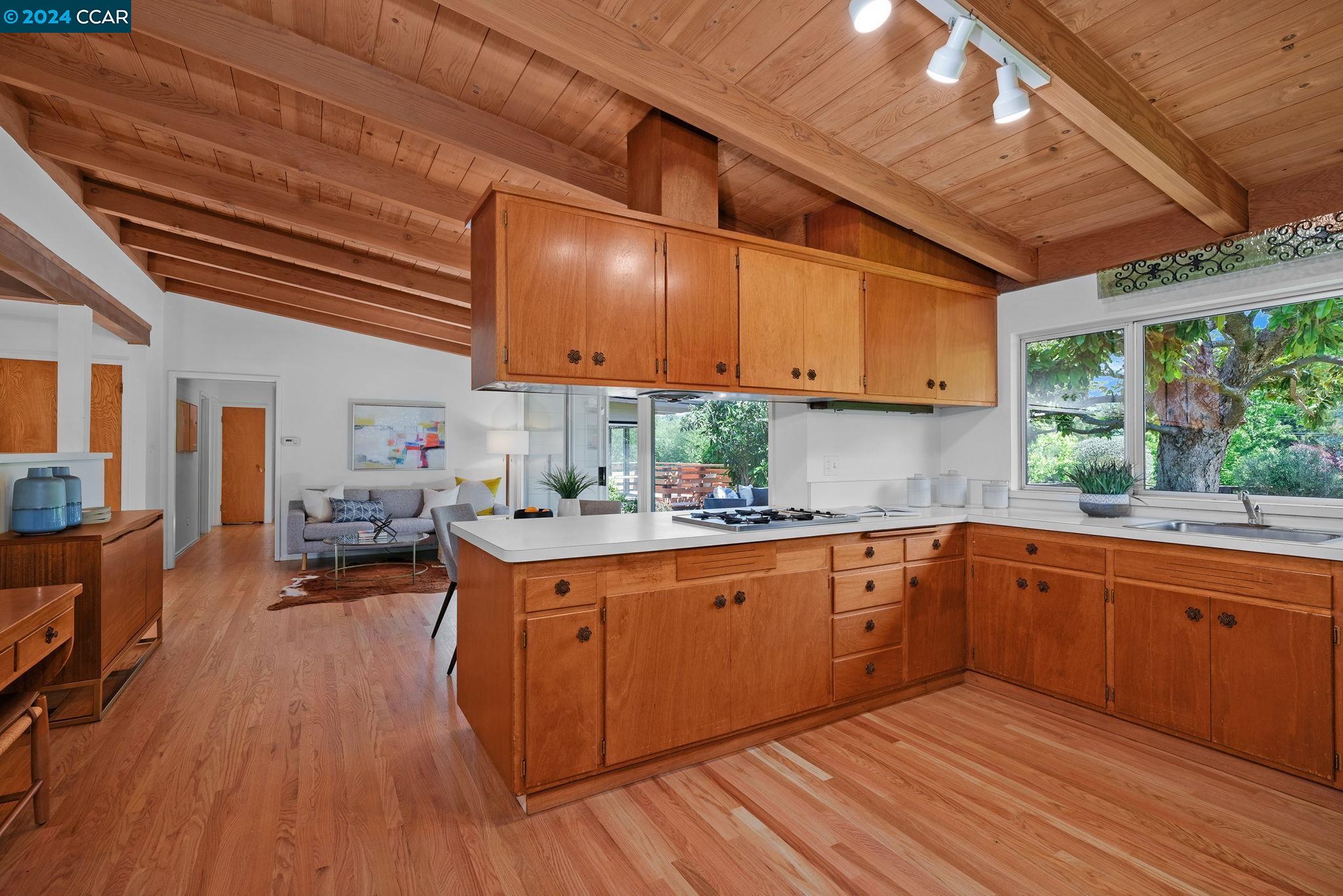 3552 S Silver Springs Rd.