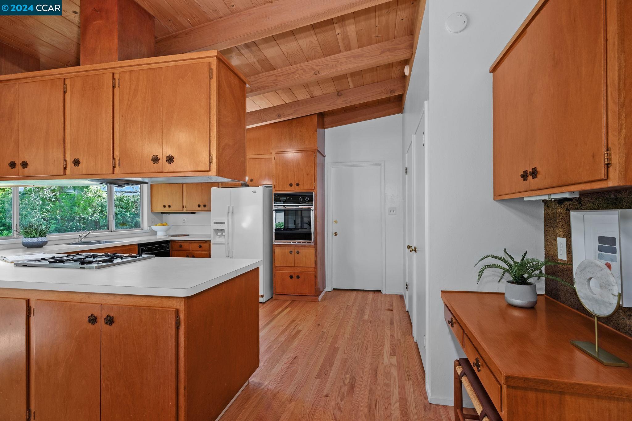 3552 S Silver Springs Rd.