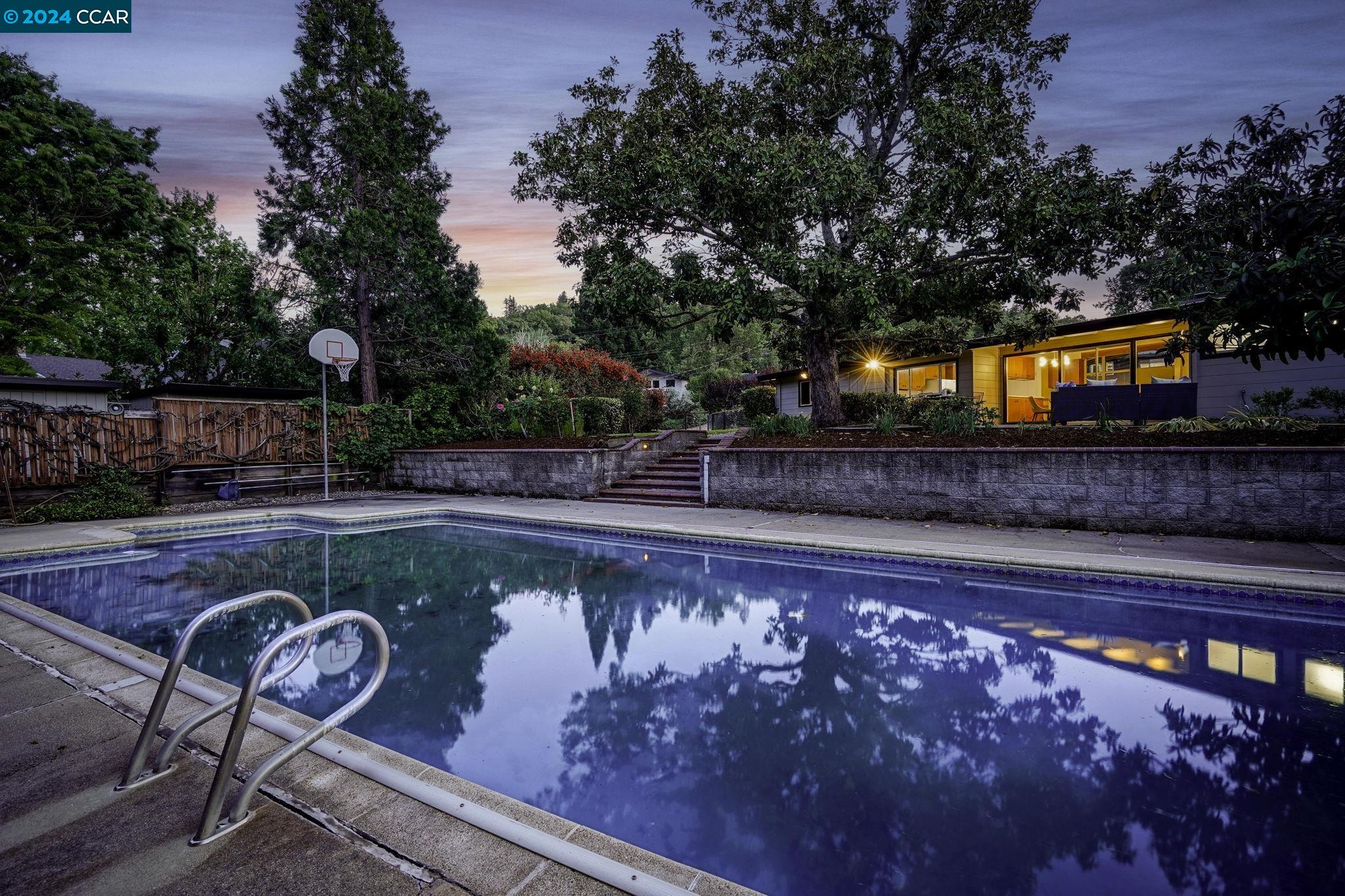 3552 S Silver Springs Rd.