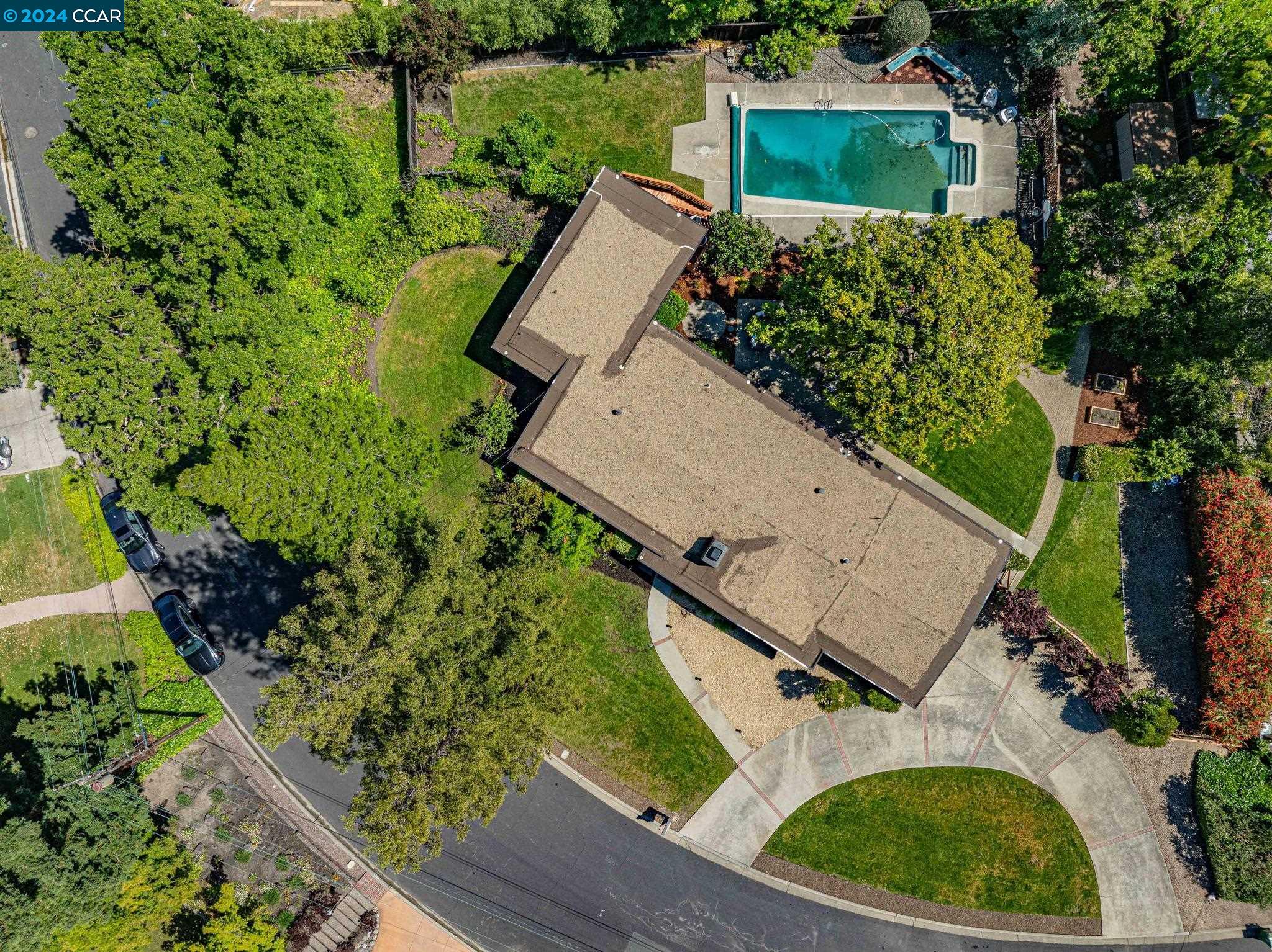 3552 S Silver Springs Rd.