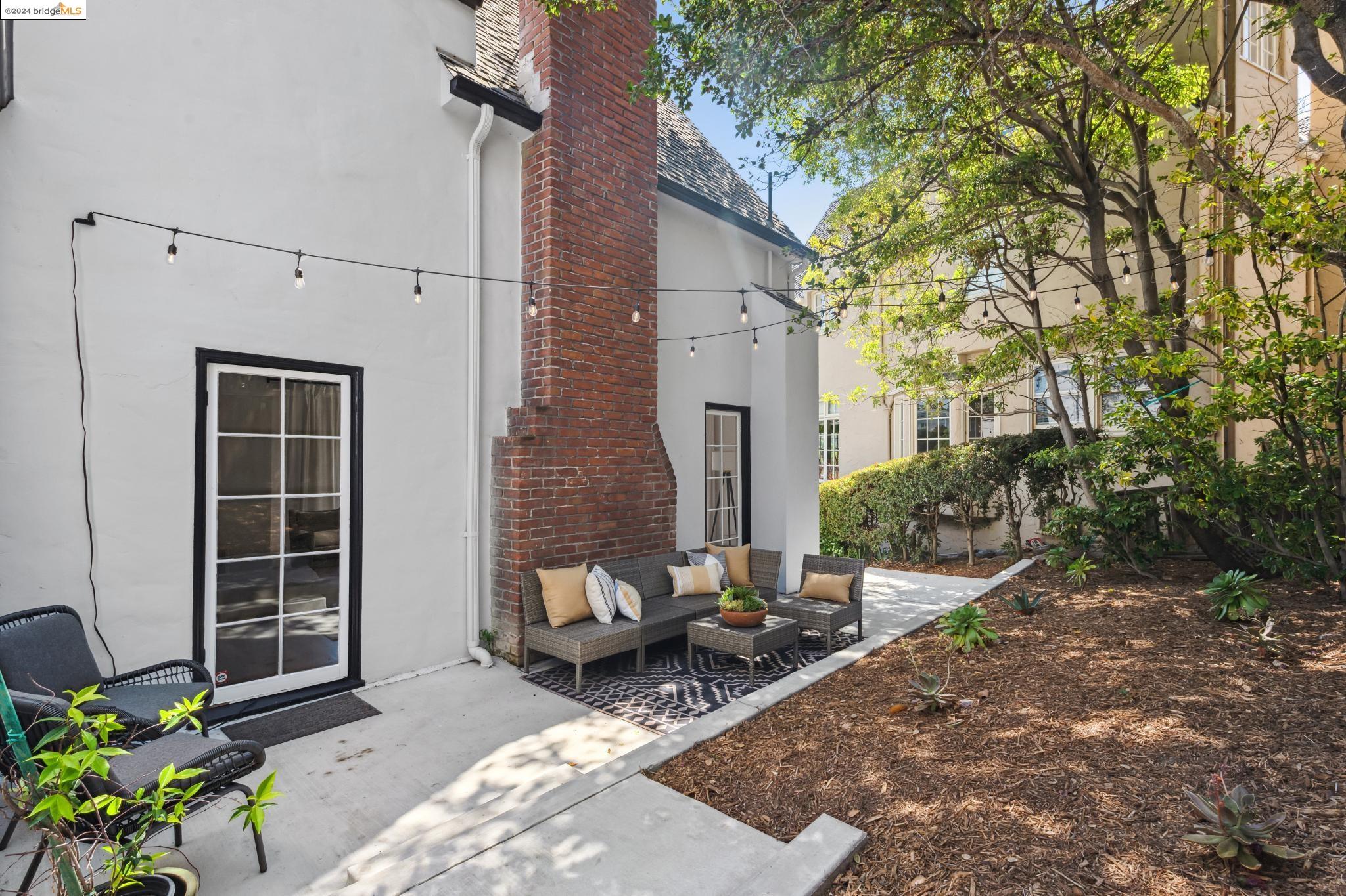 930 Hillcroft Cir