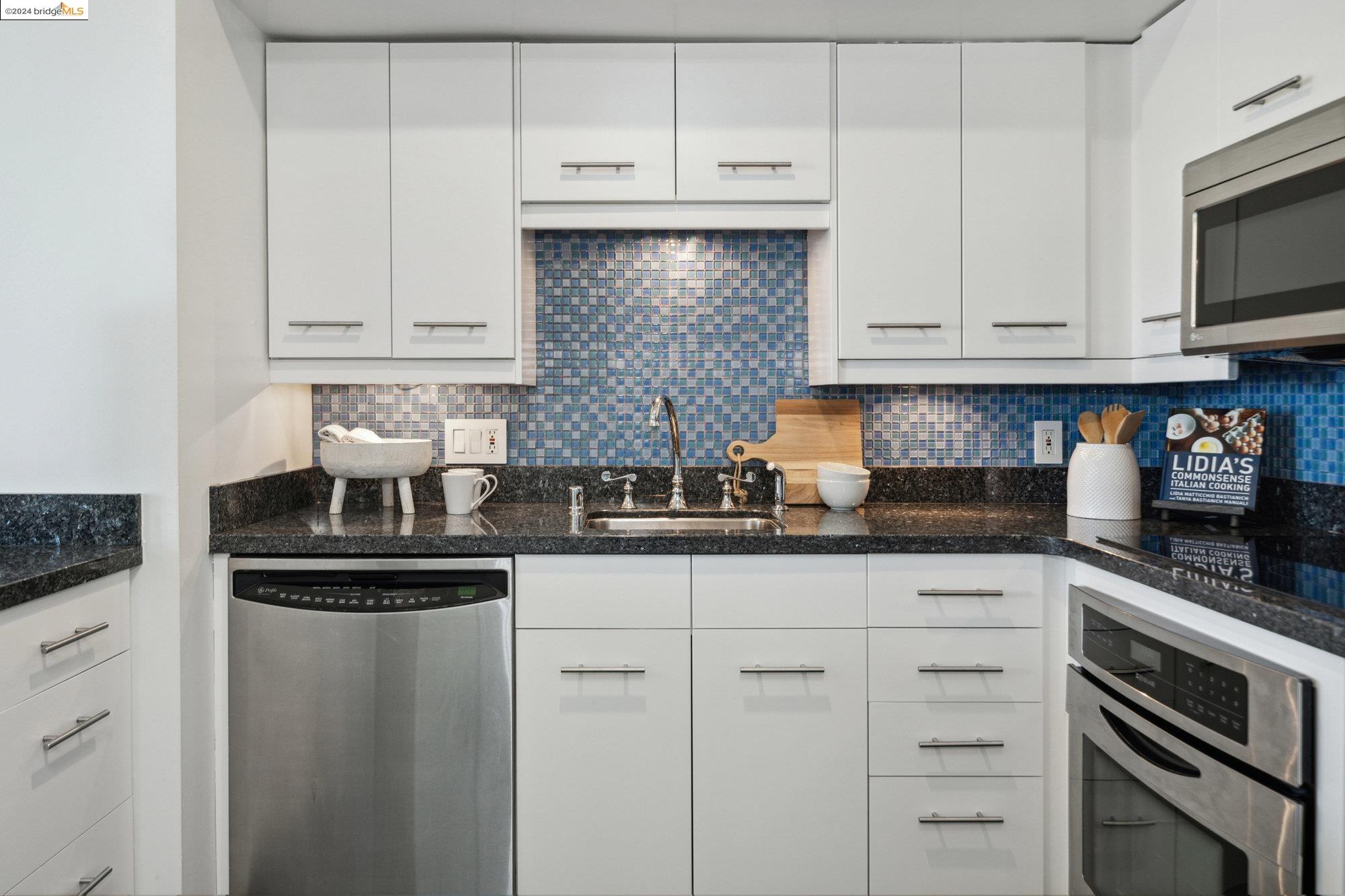 6363 Christie Ave # 1024