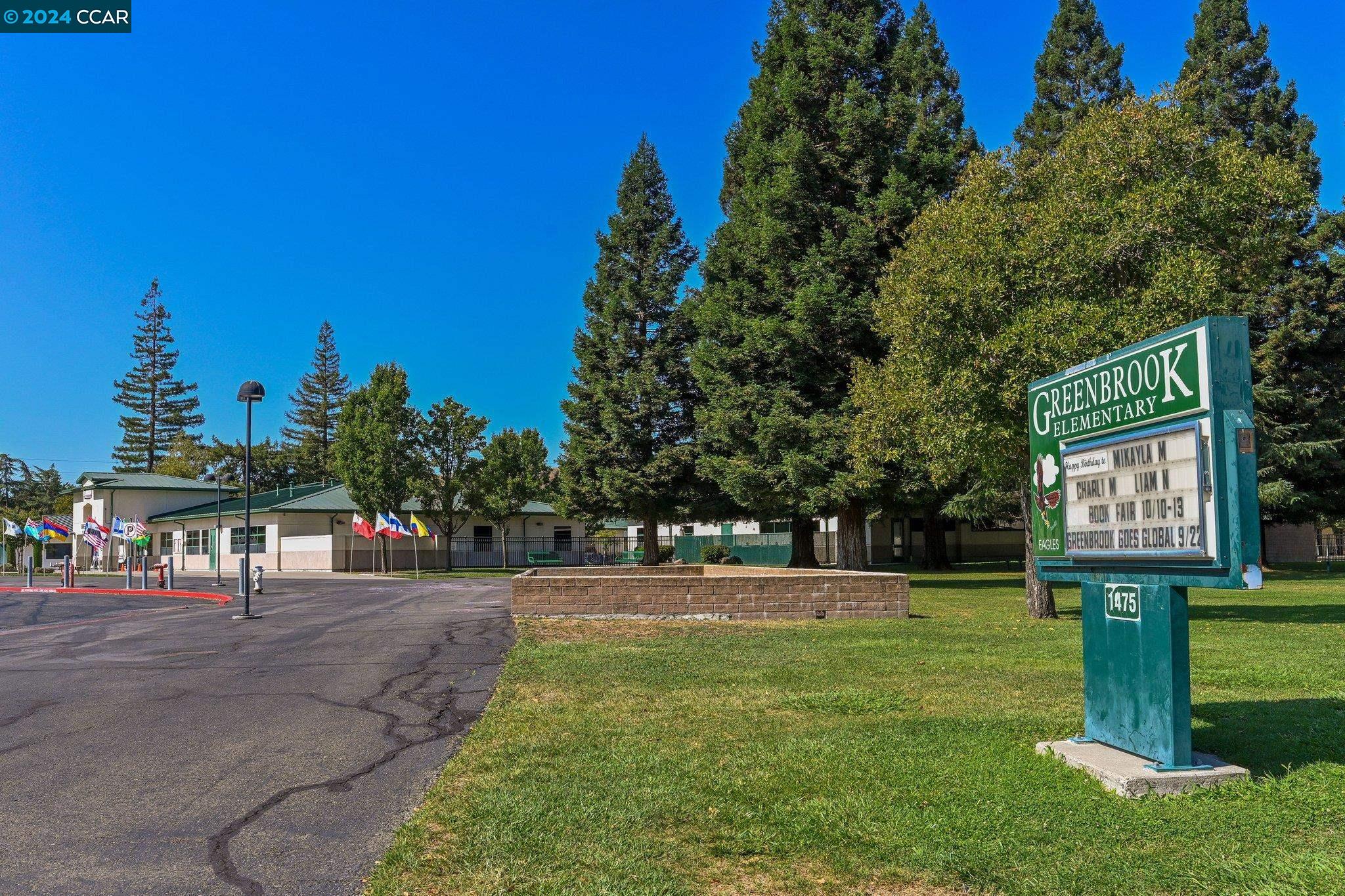 1431 Harlan Dr