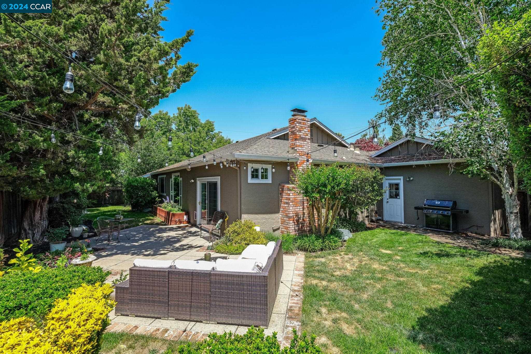 1431 Harlan Dr
