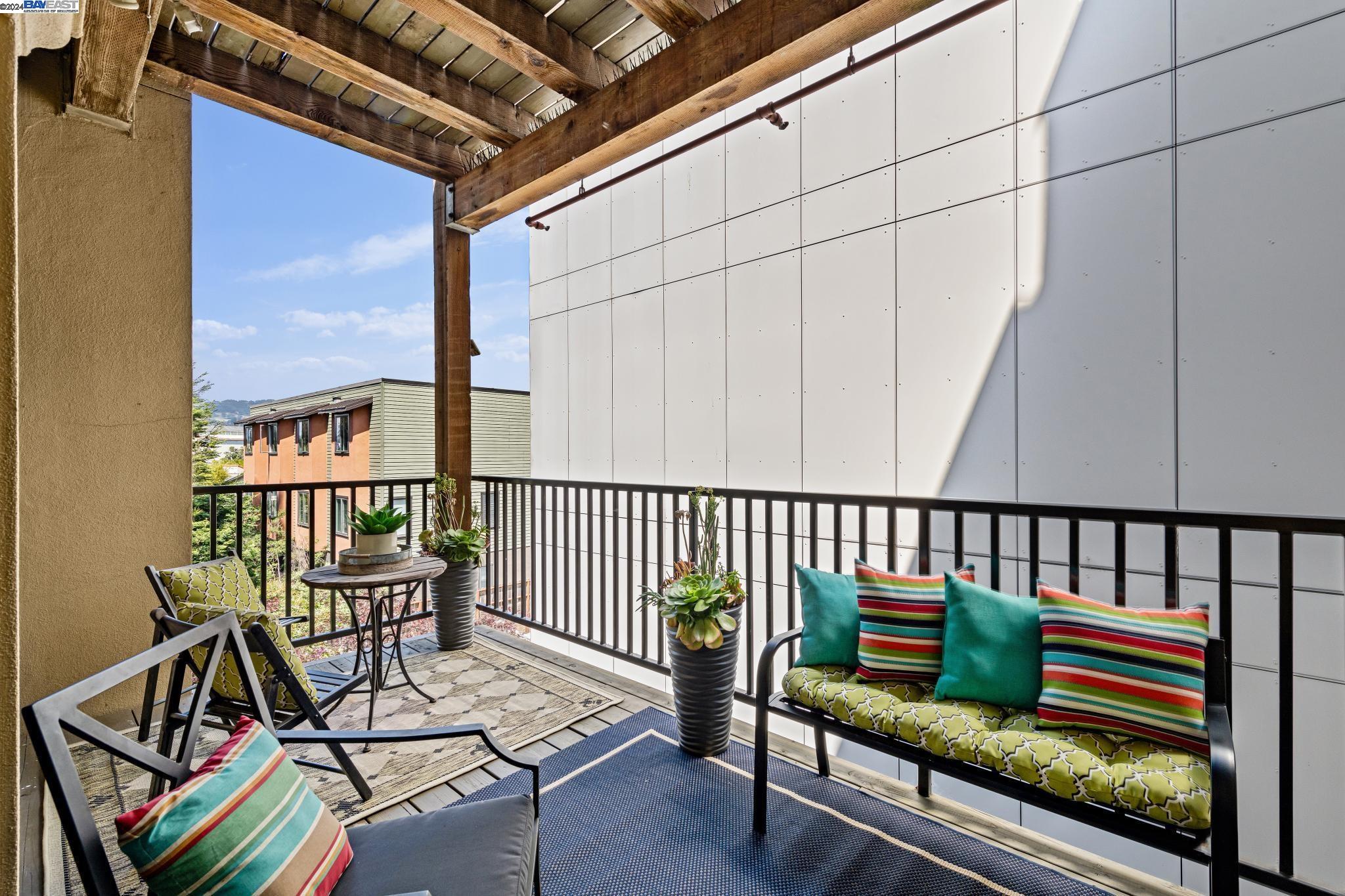 574 48th Street # 302
