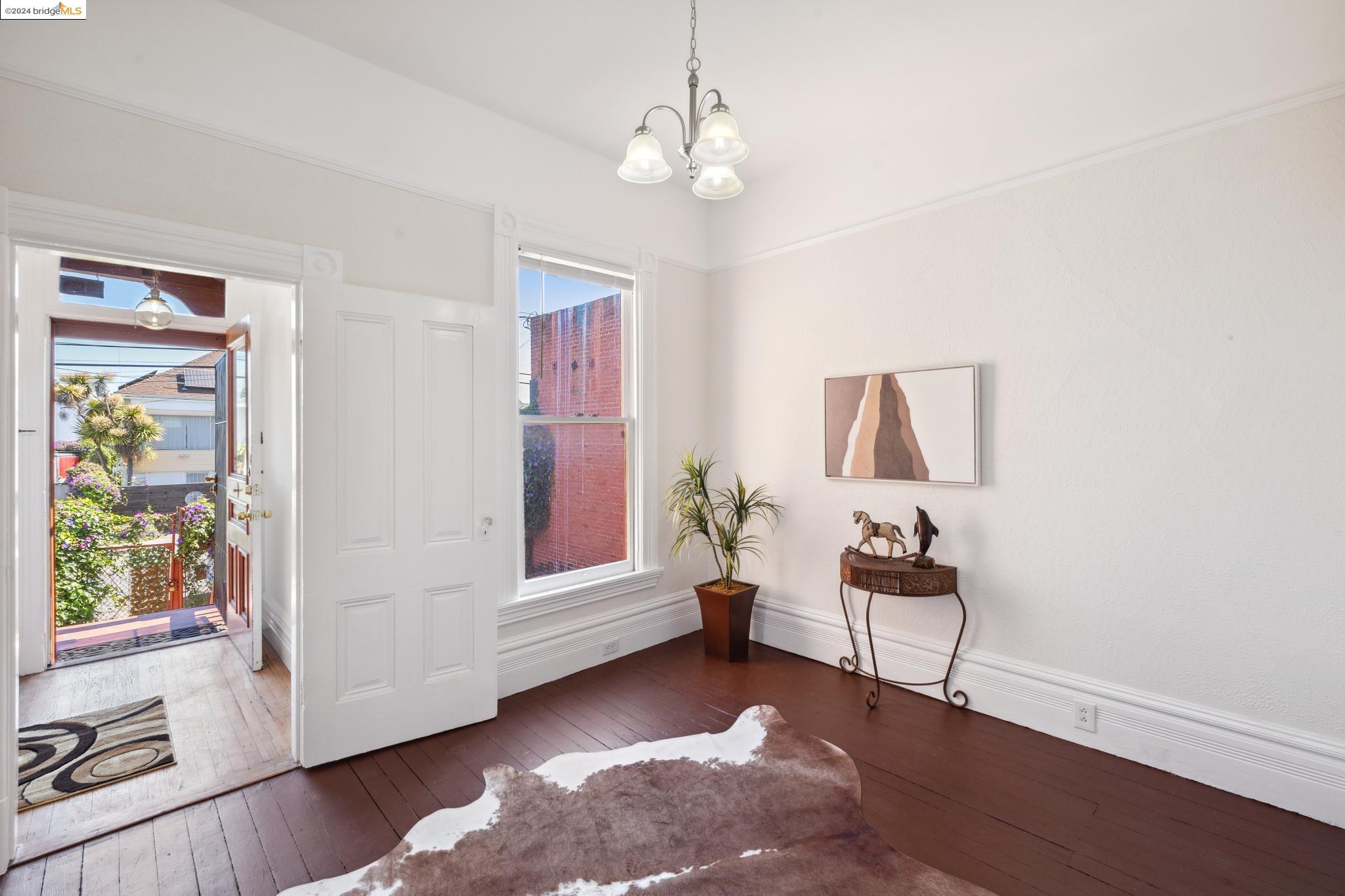 1221 28Th St