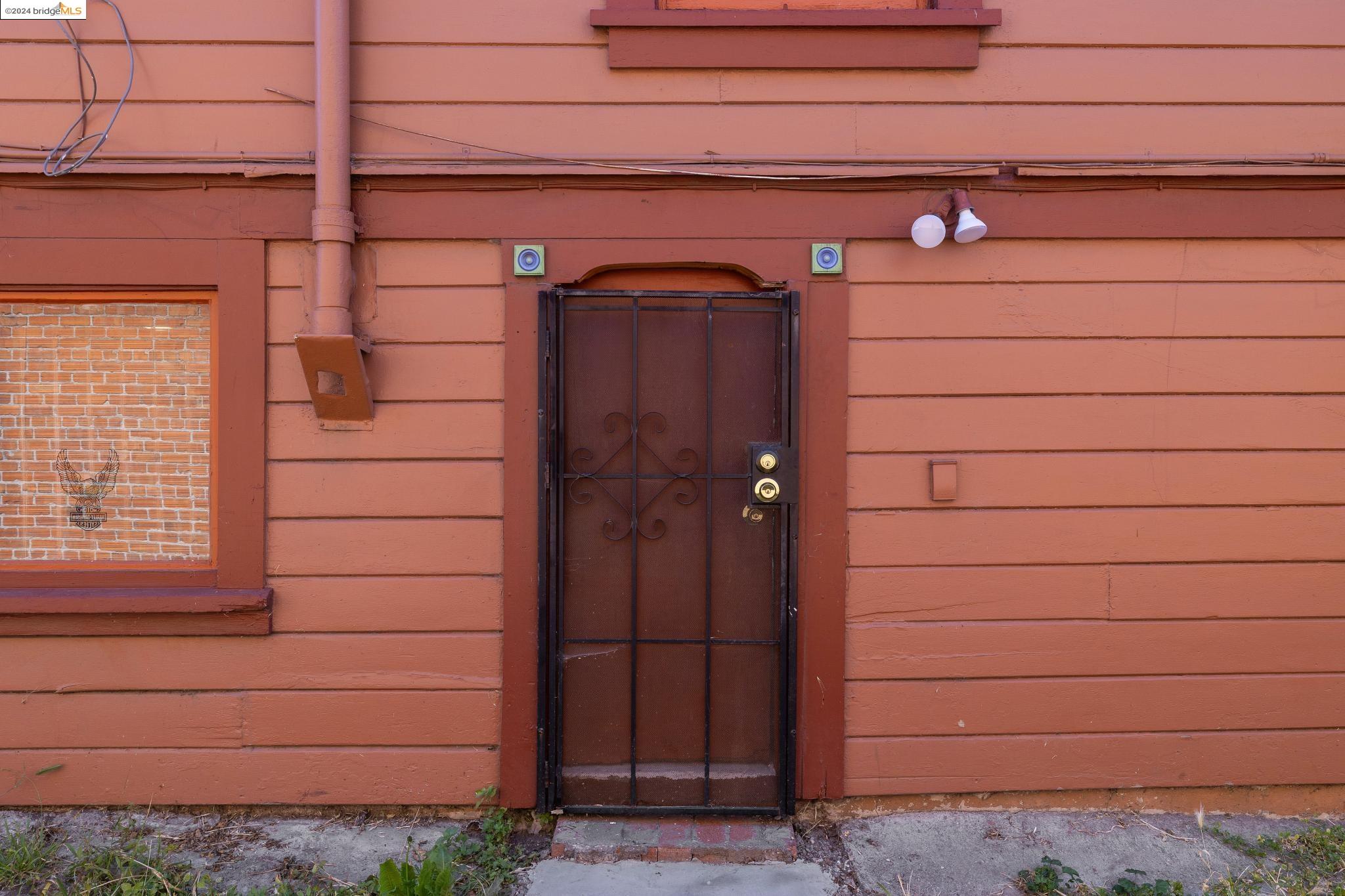 1221 28Th St