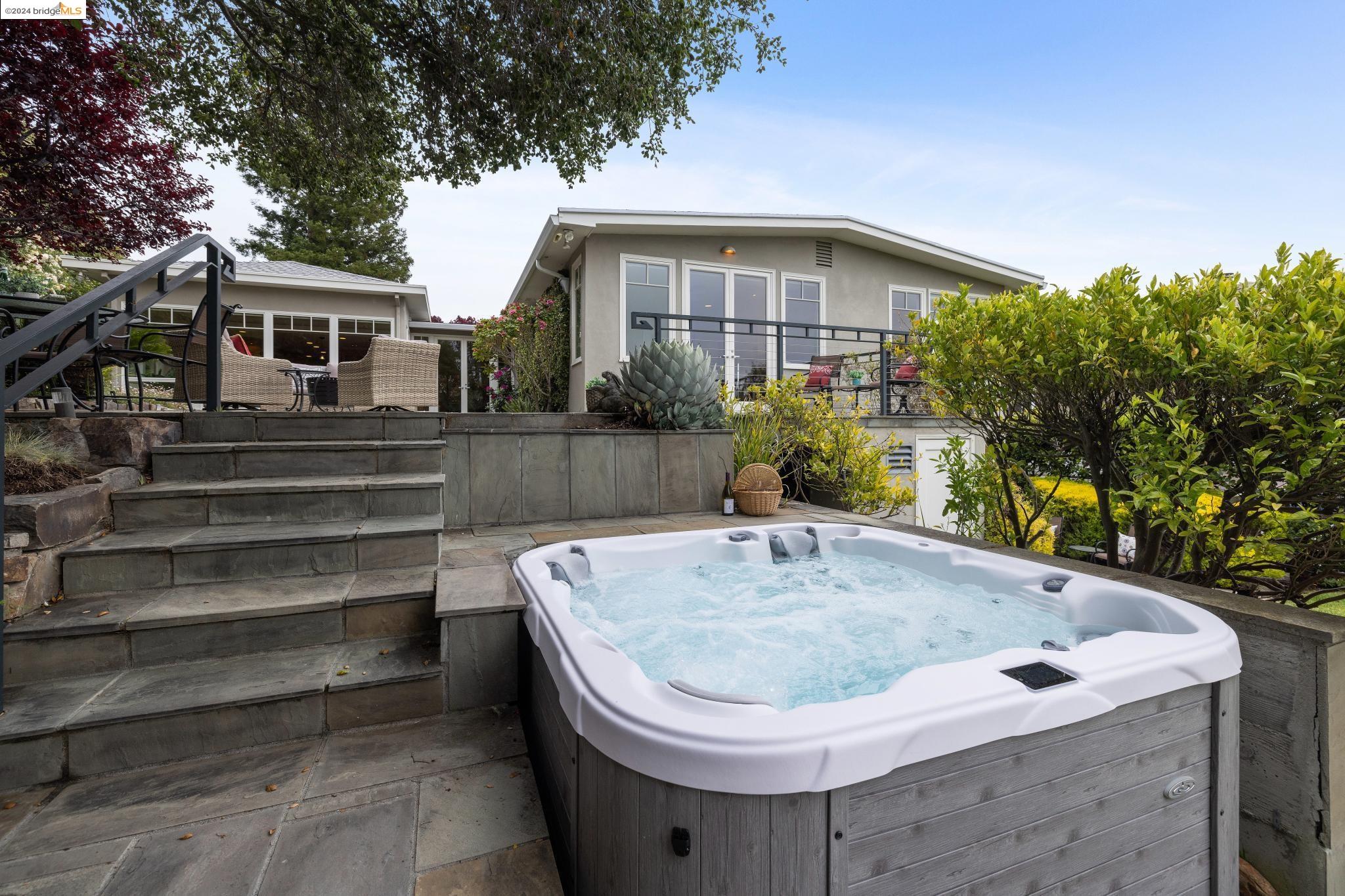 6833 Estates Dr.