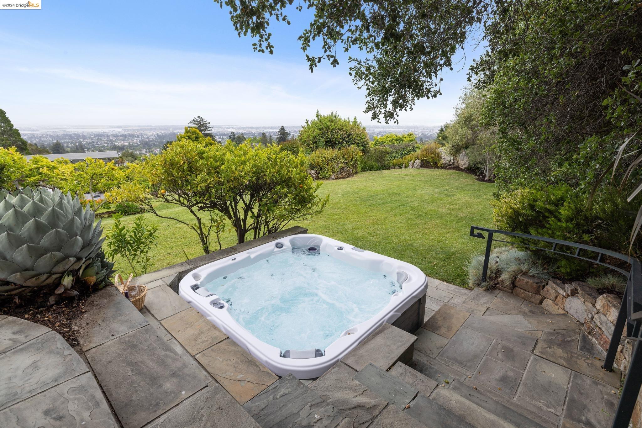 6833 Estates Dr.