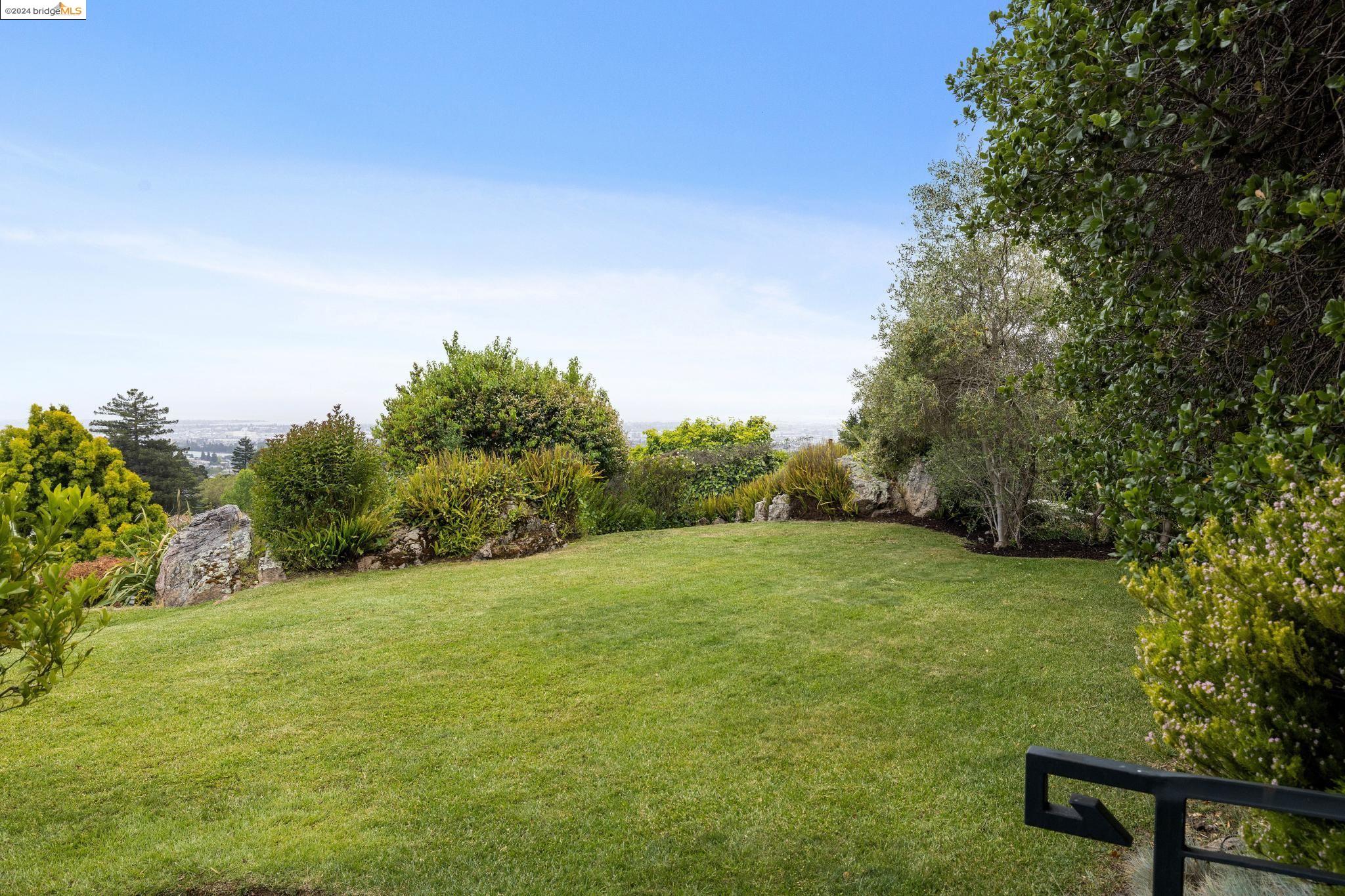 6833 Estates Dr.
