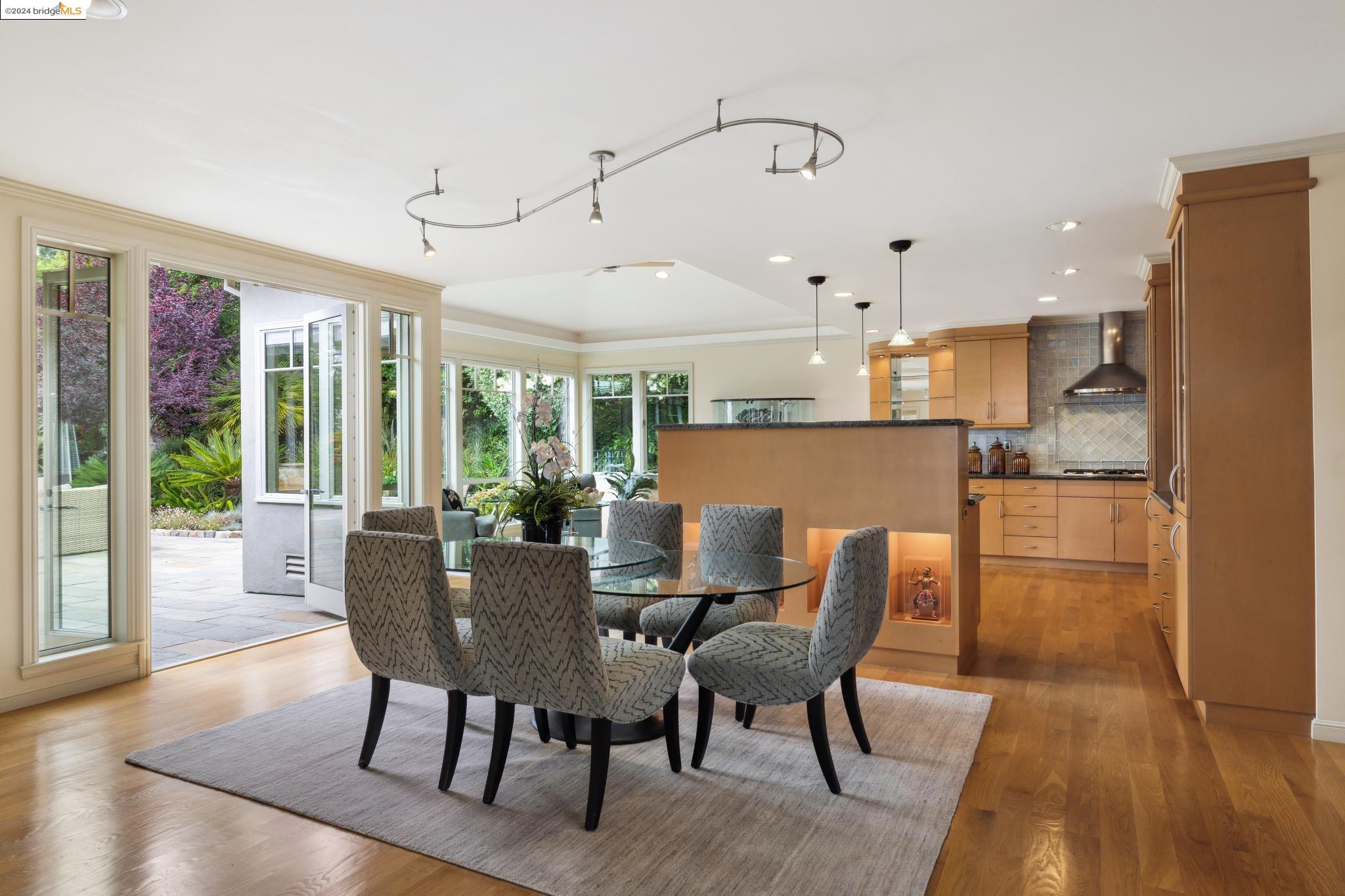6833 Estates Dr.
